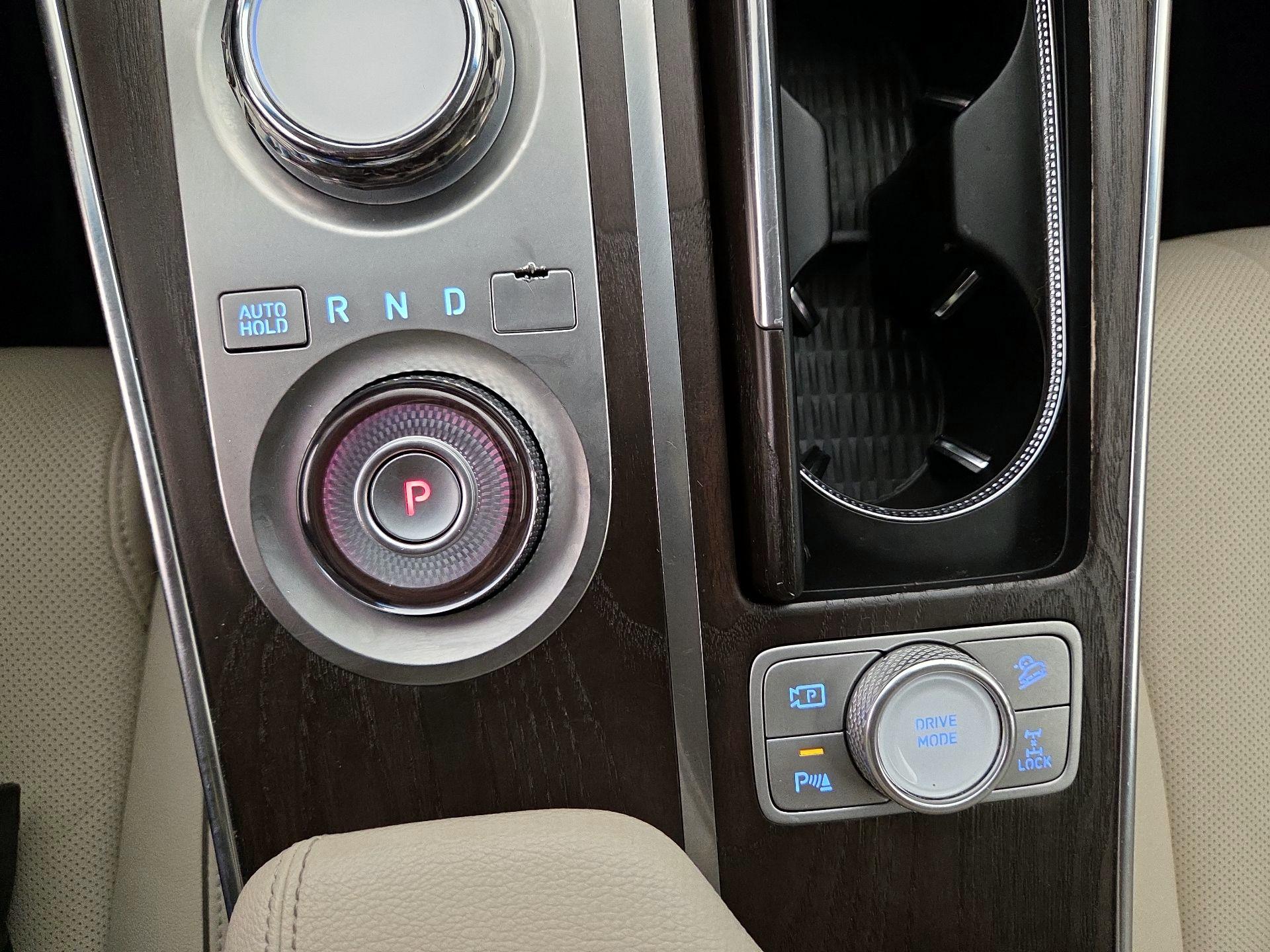 Thumbnail: 2023 Genesis GV80 - 18