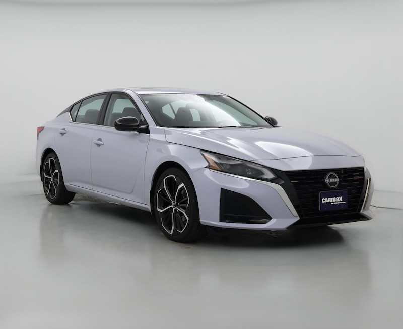 2023 Nissan Altima SR