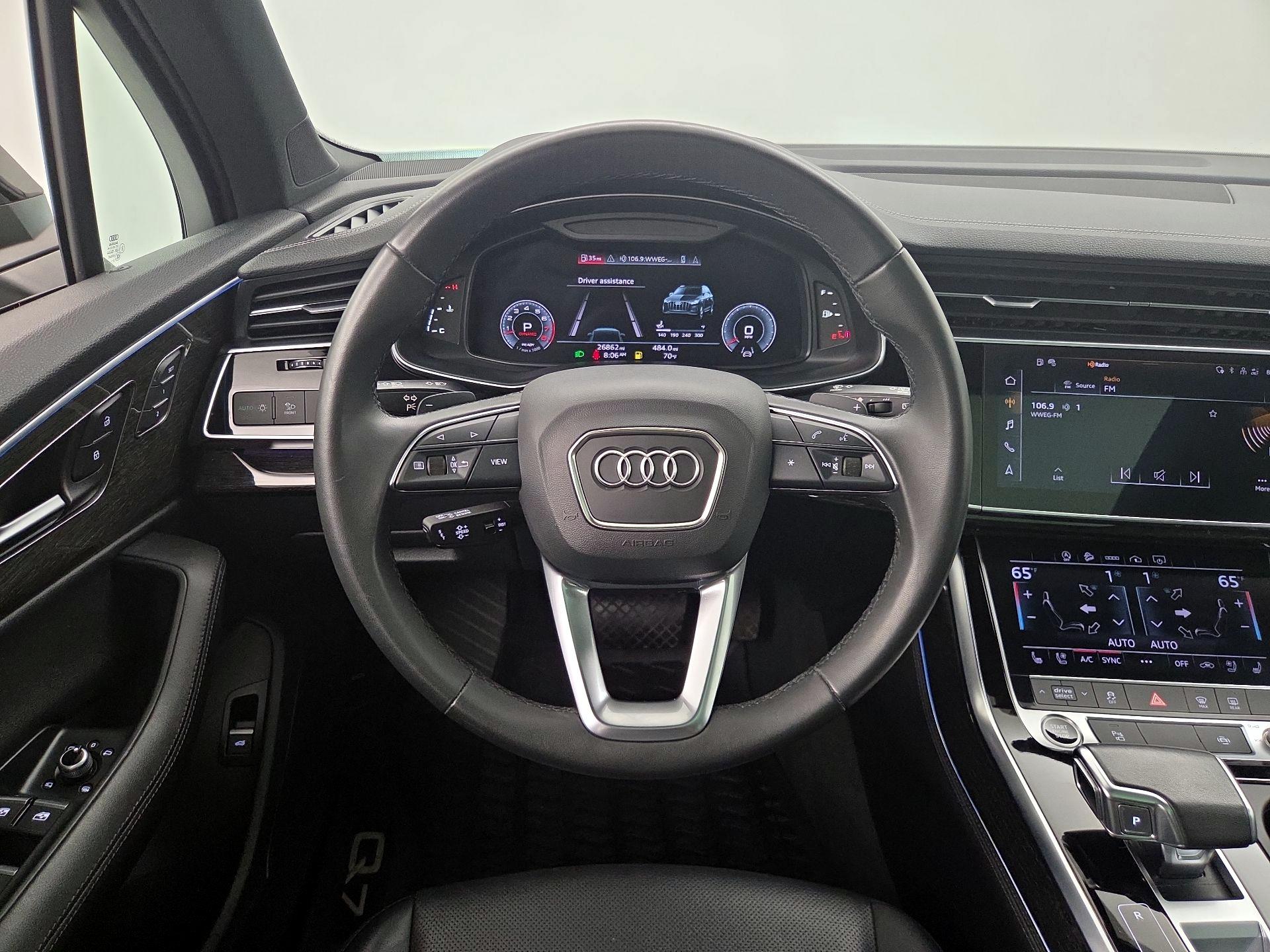 Thumbnail: 2023 Audi Q7 - 10