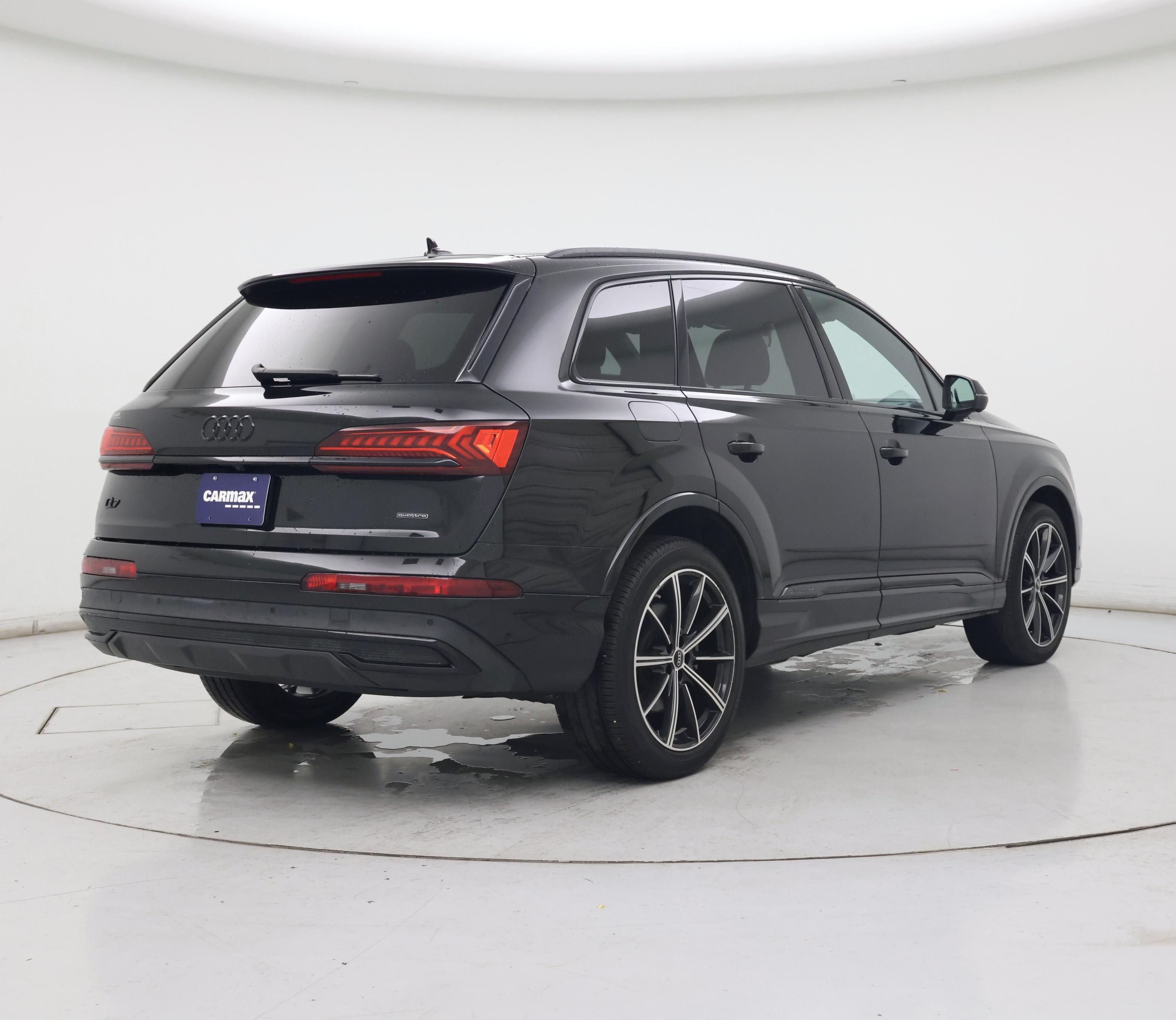 Thumbnail: 2023 Audi Q7 - 8