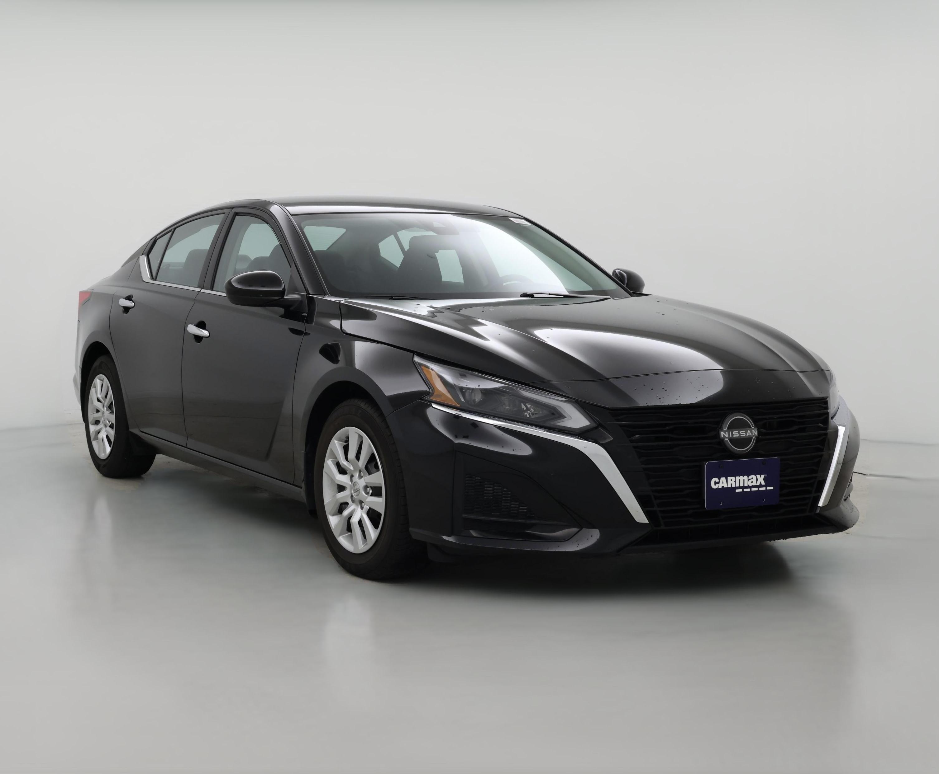 Thumbnail: 2023 Nissan Altima - 1
