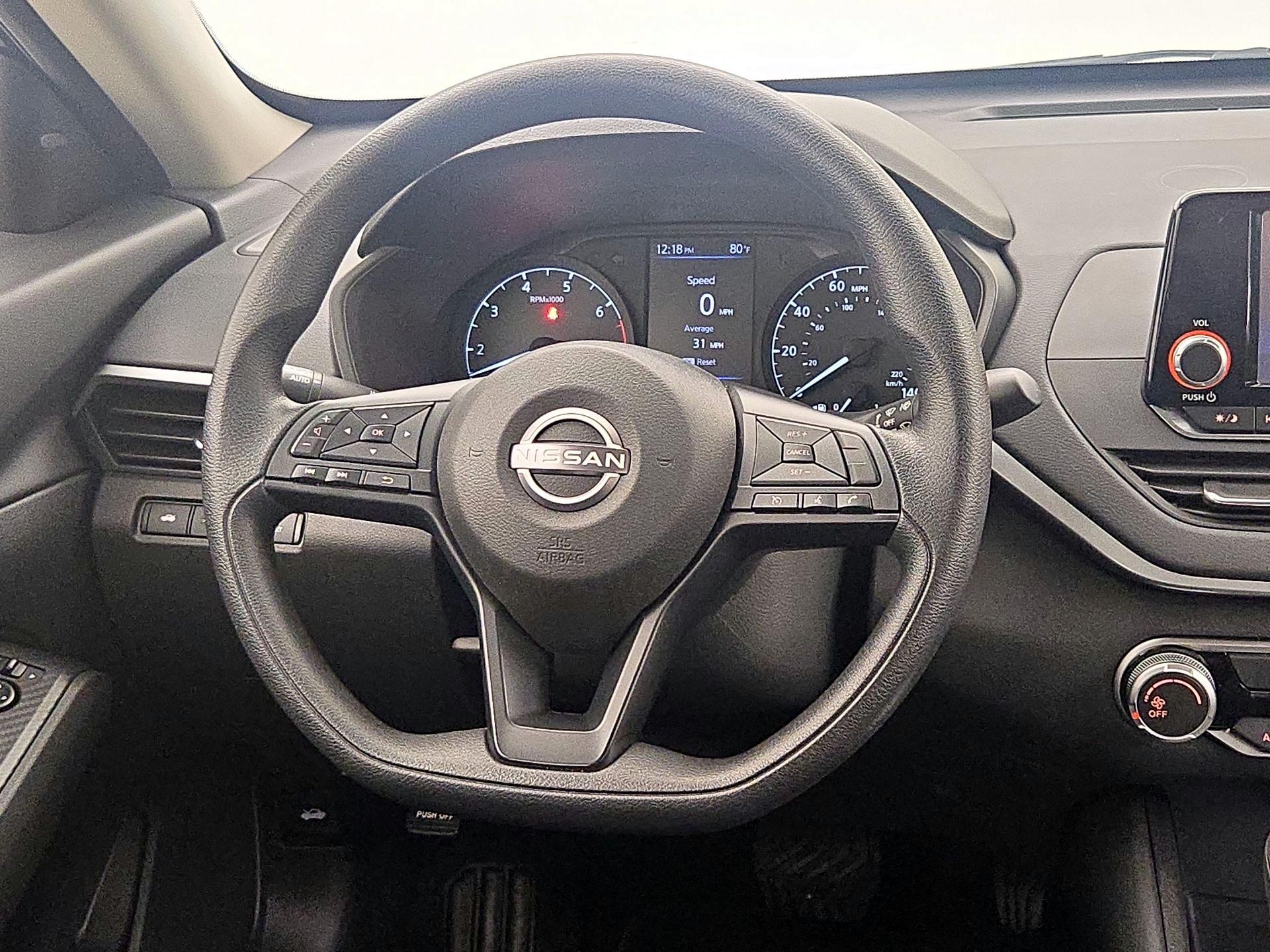 Thumbnail: 2023 Nissan Altima - 10