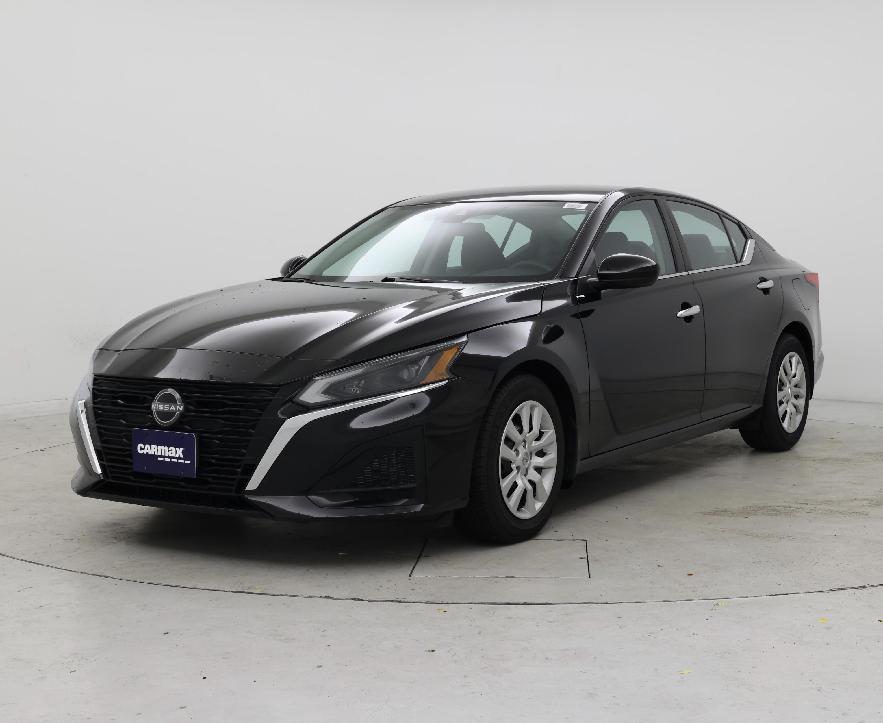 Thumbnail: 2023 Nissan Altima - 4