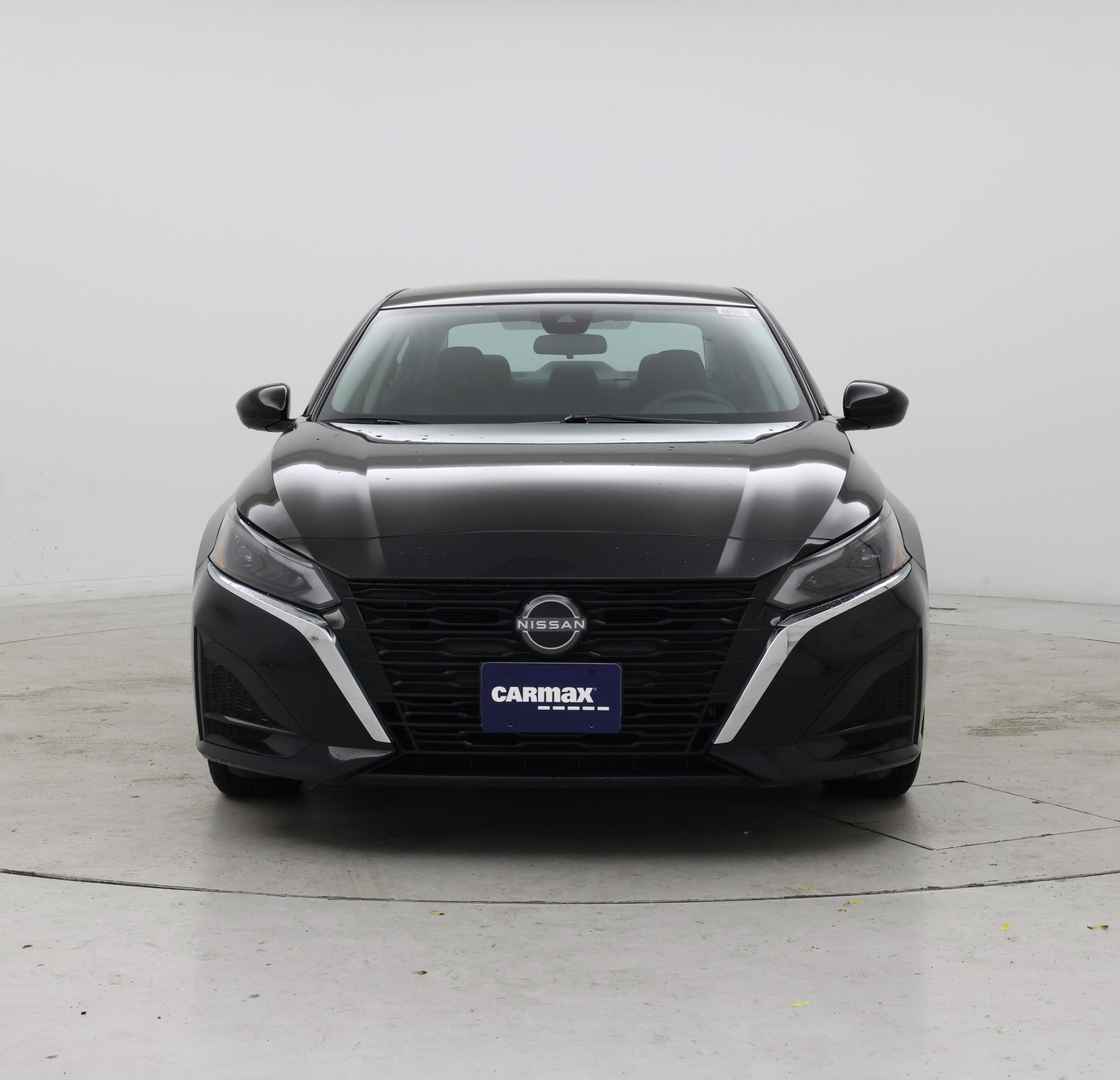 Thumbnail: 2023 Nissan Altima - 5