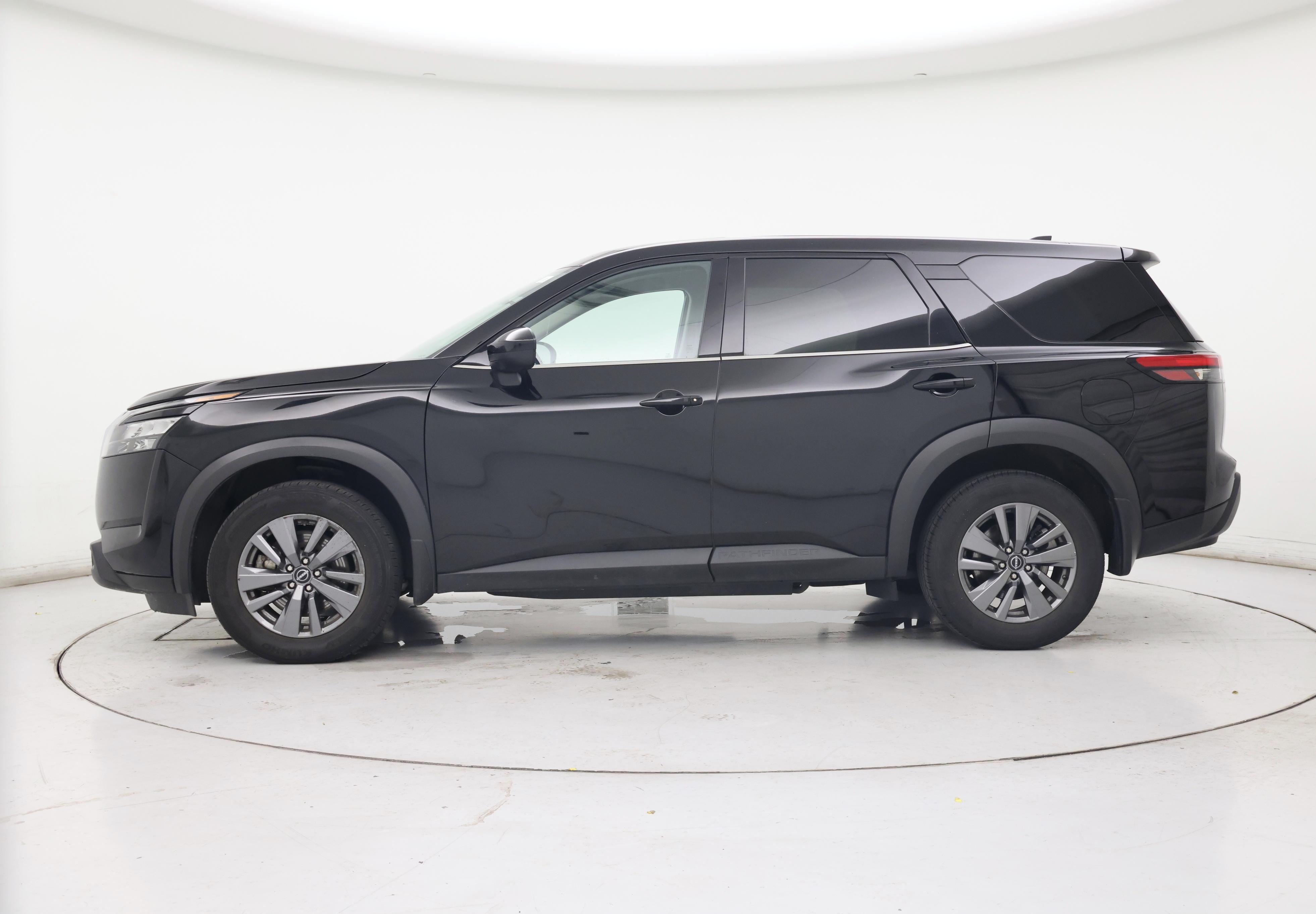 Thumbnail: 2024 Nissan Pathfinder - 3