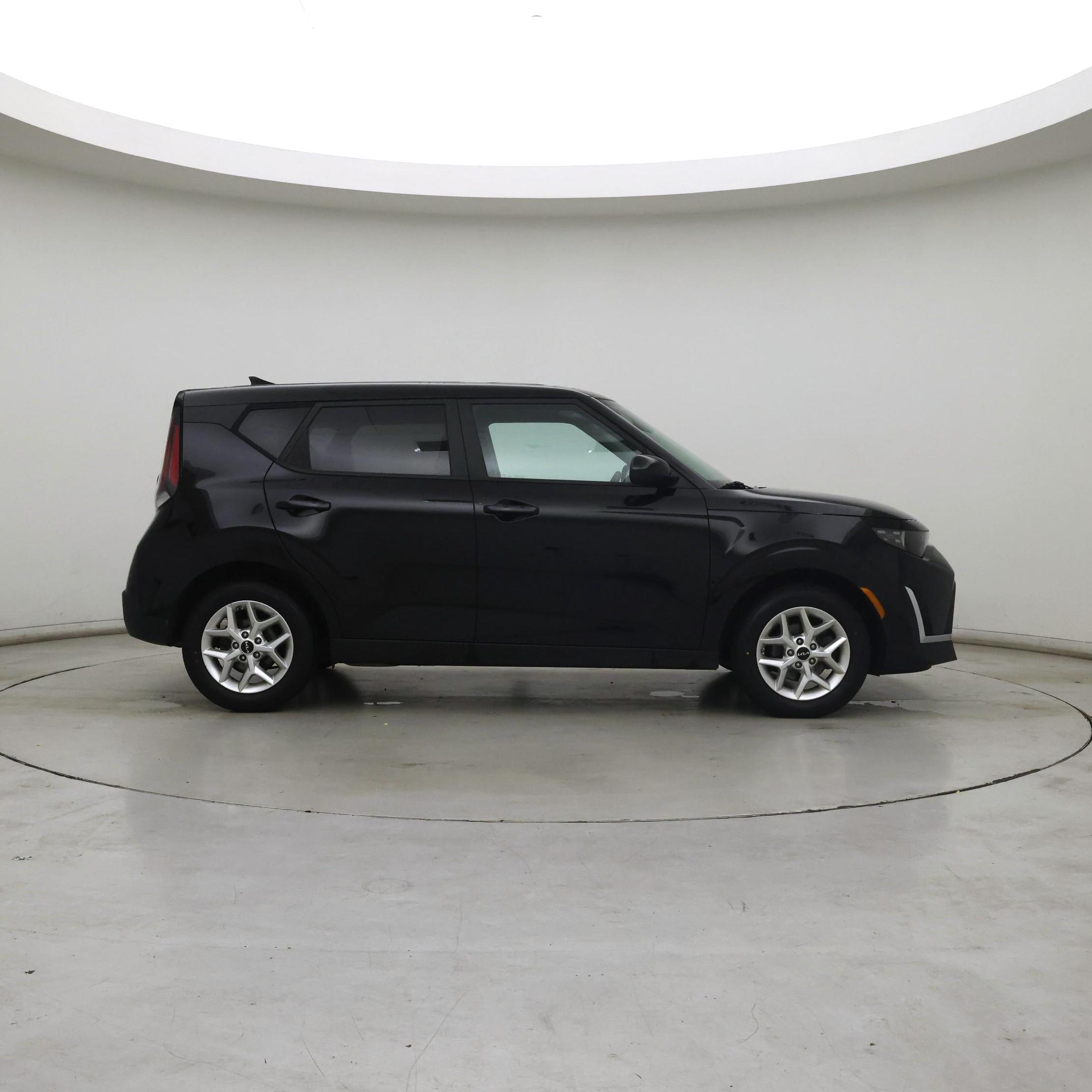Thumbnail: 2024 Kia Soul - 7