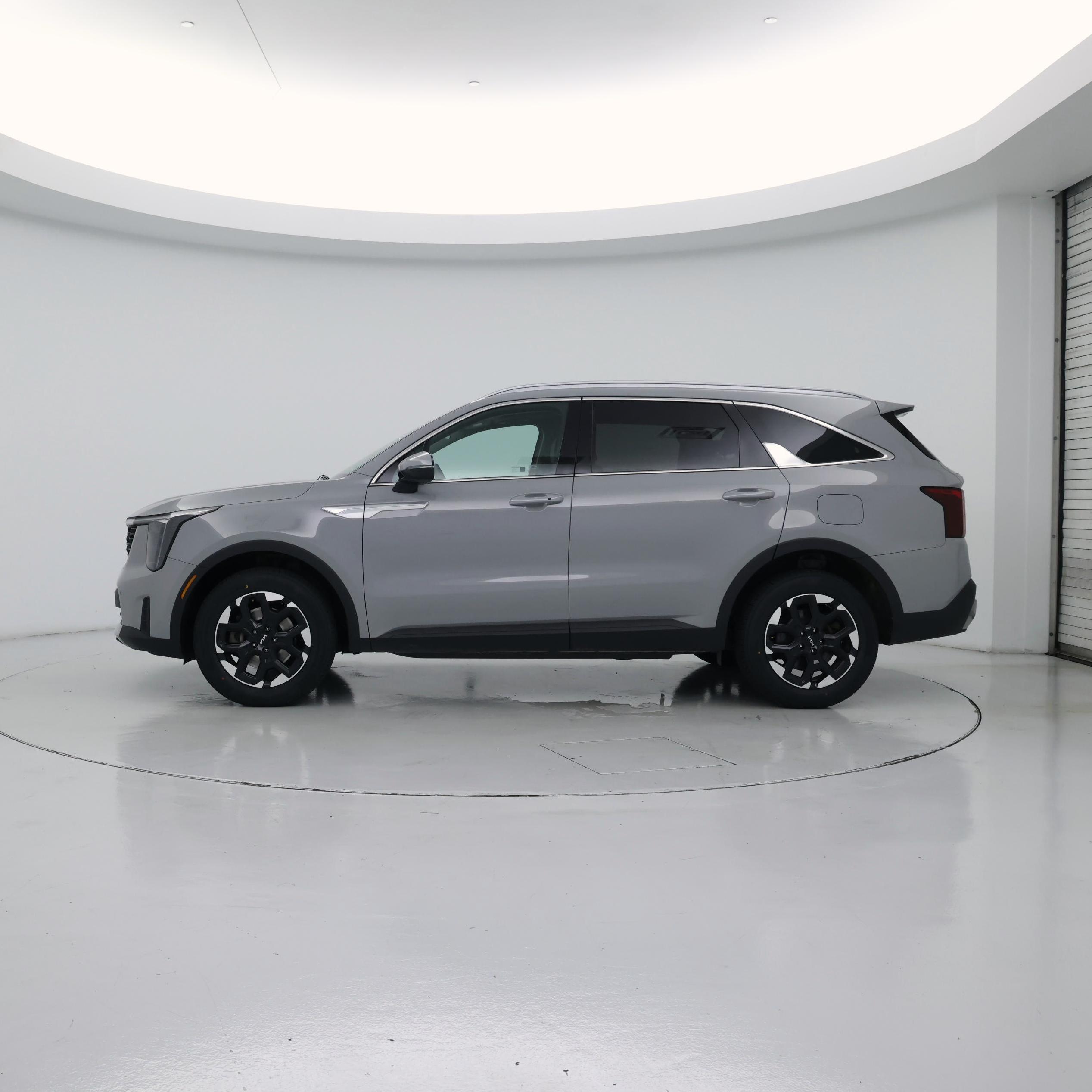 Thumbnail: 2024 Kia Sorento - 3