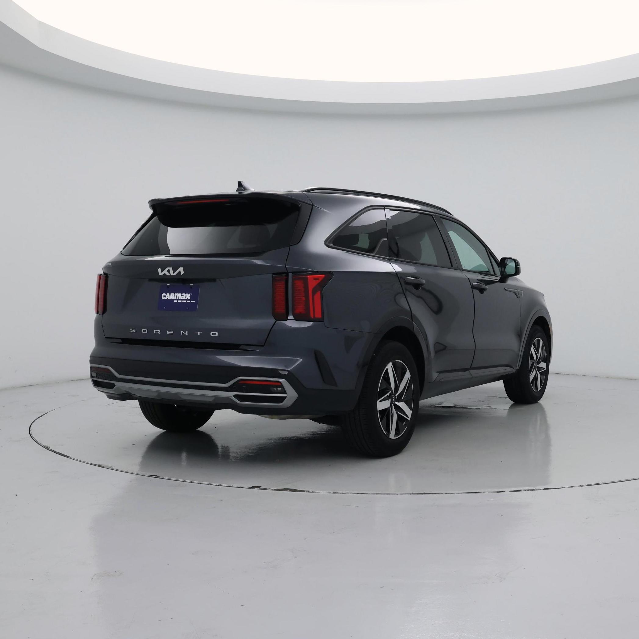 Thumbnail: 2022 Kia Sorento - 8