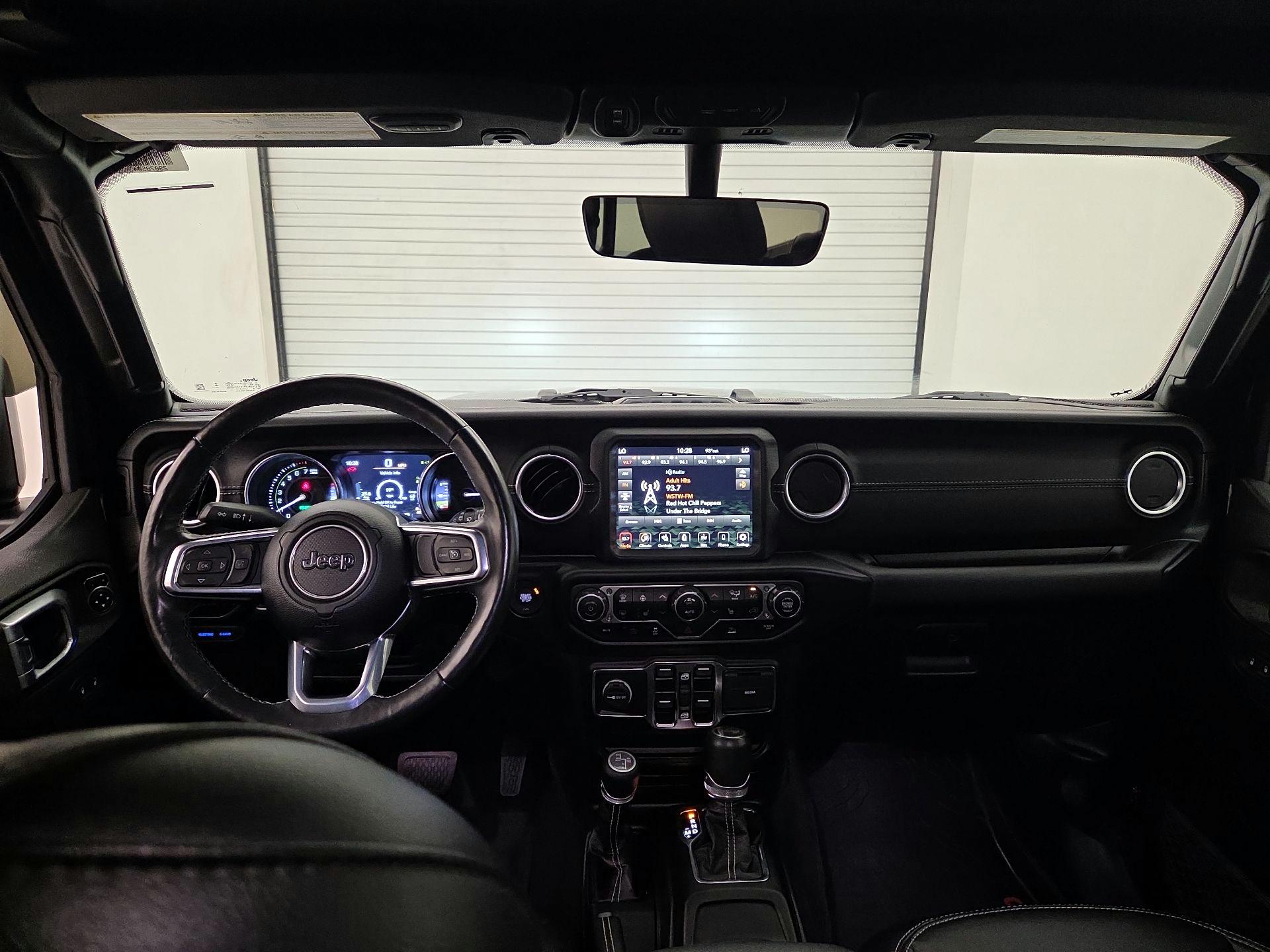 Thumbnail: 2023 Jeep Wrangler - 9