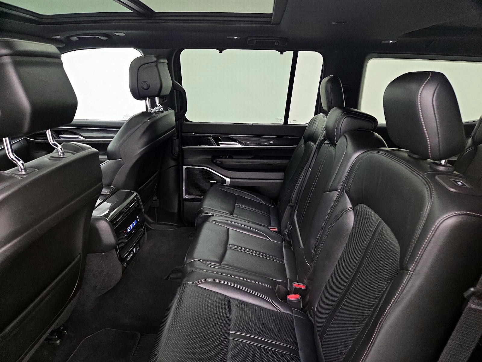 Rear Air Conditioning