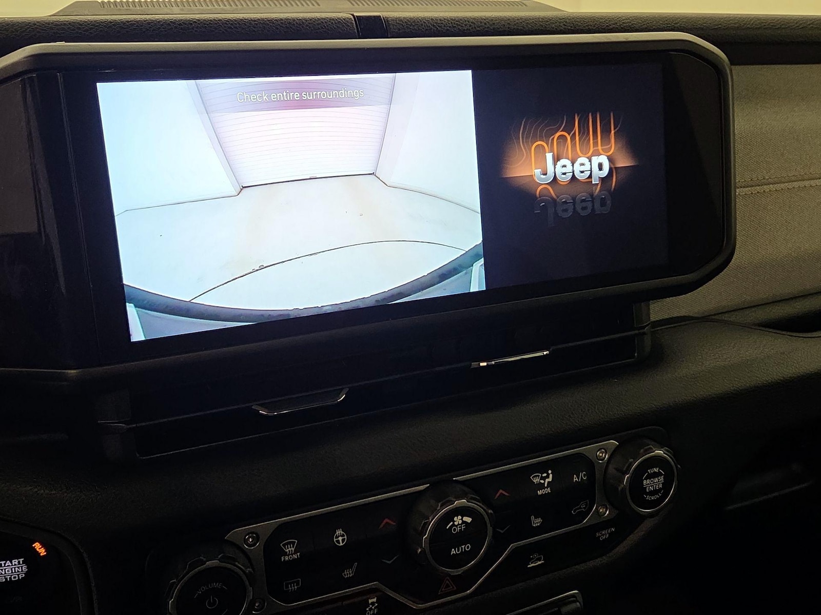 2024 Jeep Wrangler 4xe Sports S 4XE - Photo 15