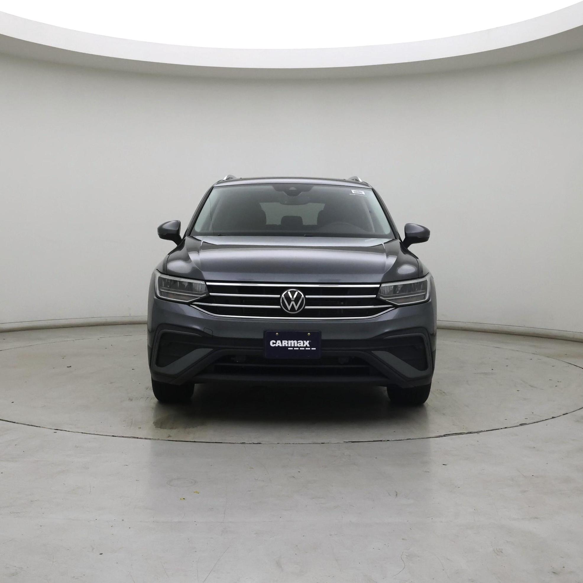 Thumbnail: 2023 Volkswagen Tiguan - 5