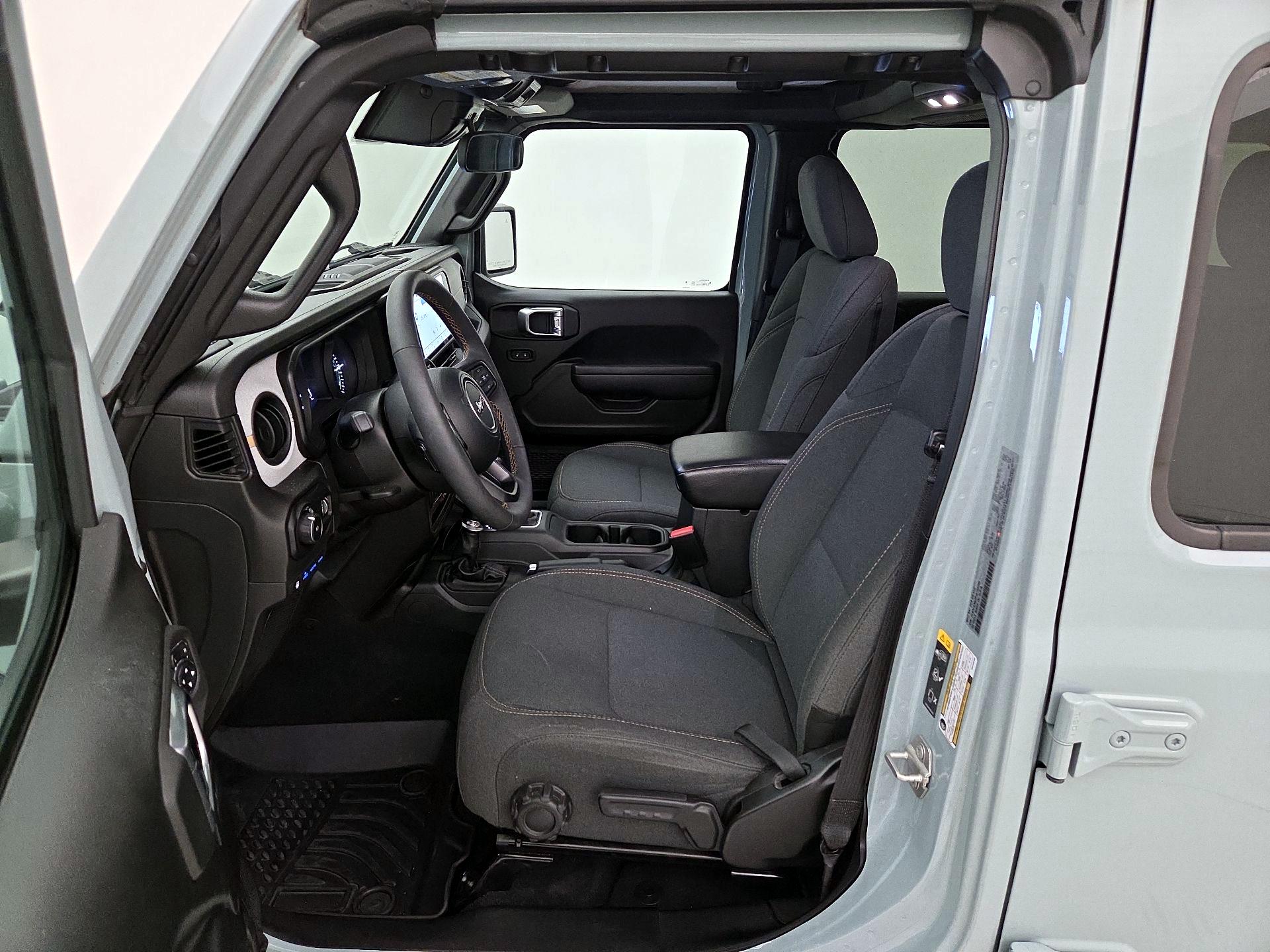 Thumbnail: 2024 Jeep Wrangler - 11
