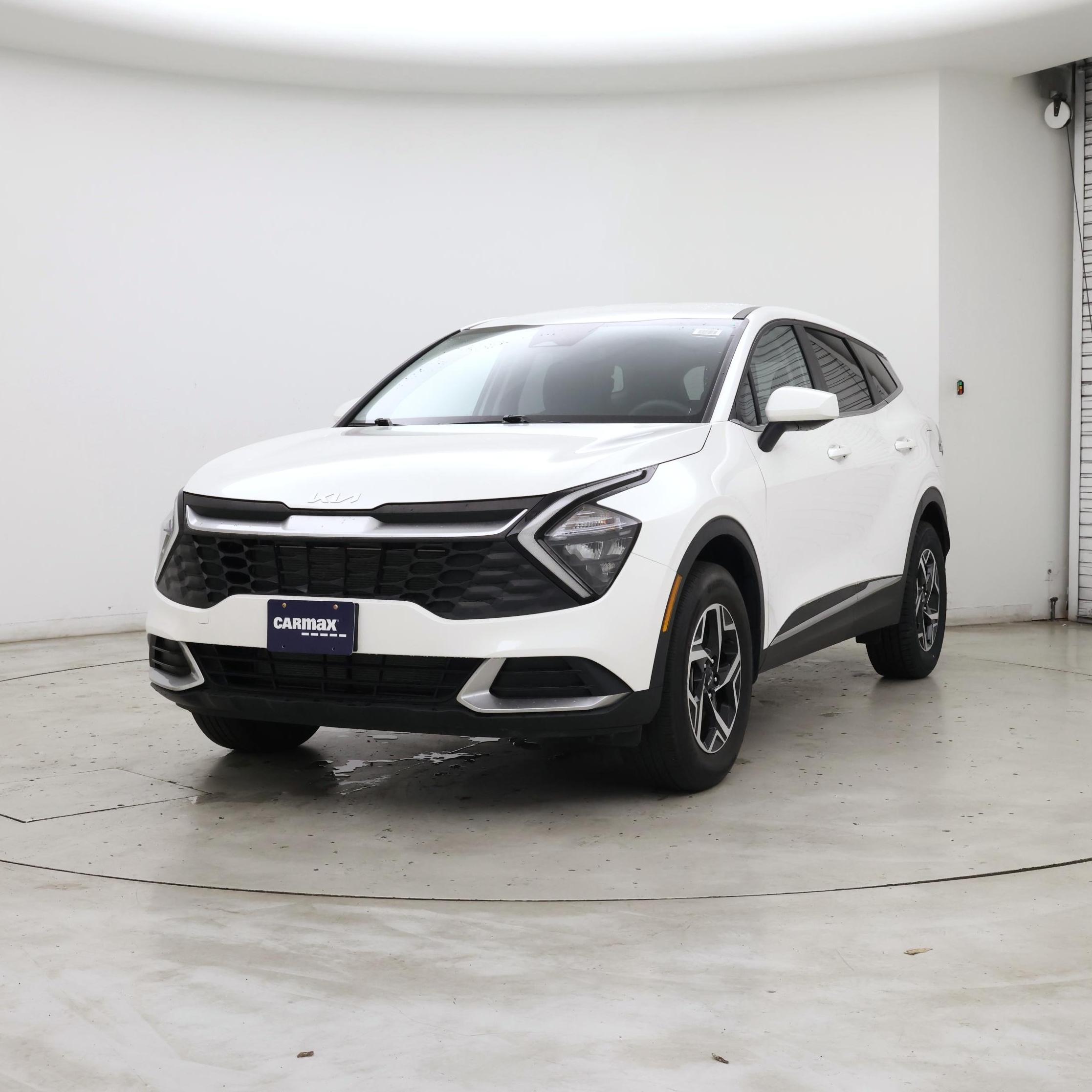 Thumbnail: 2023 Kia Sportage - 4