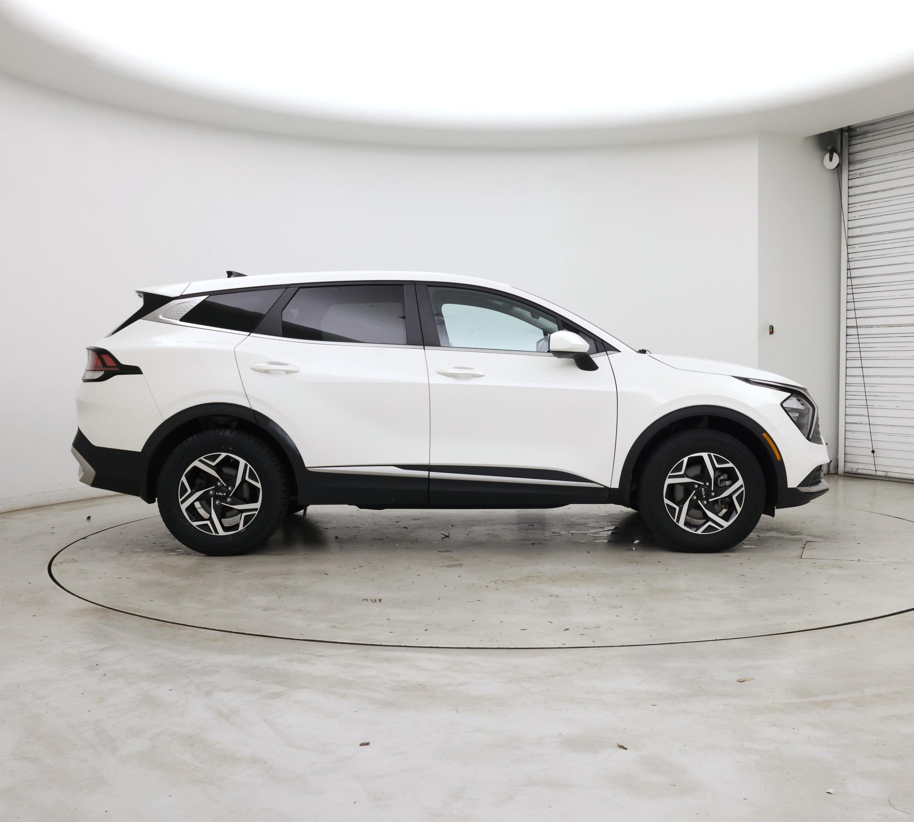 Thumbnail: 2023 Kia Sportage - 7