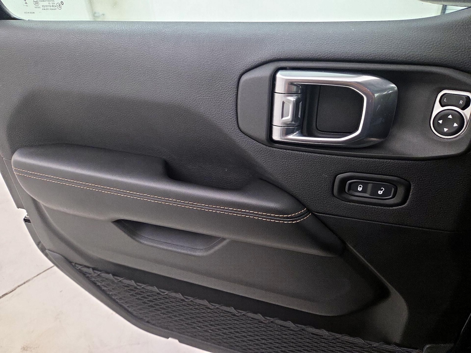 2024 Jeep Wrangler 4xe Sahara 4XE - Photo 13