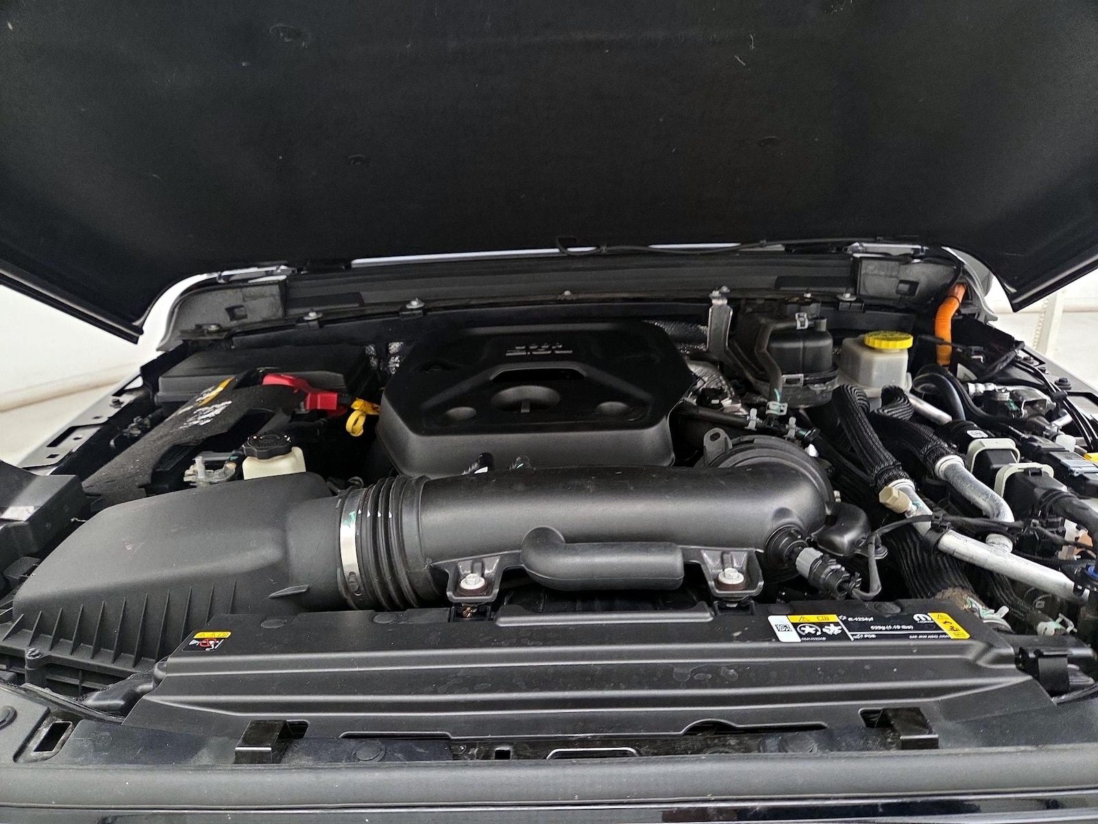 2024 Jeep Wrangler 4xe Sahara 4XE - Photo 19