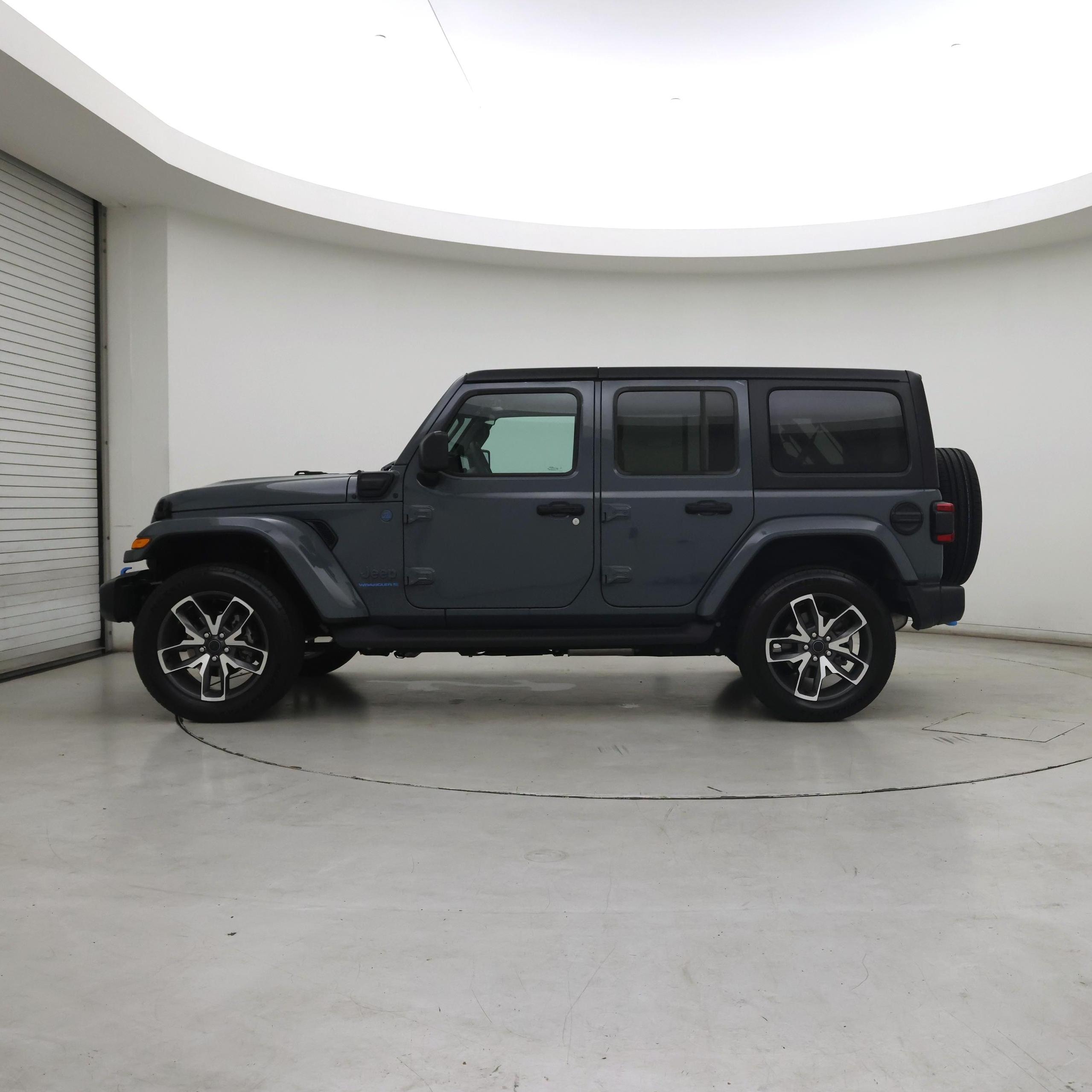 Thumbnail: 2024 Jeep Wrangler - 3