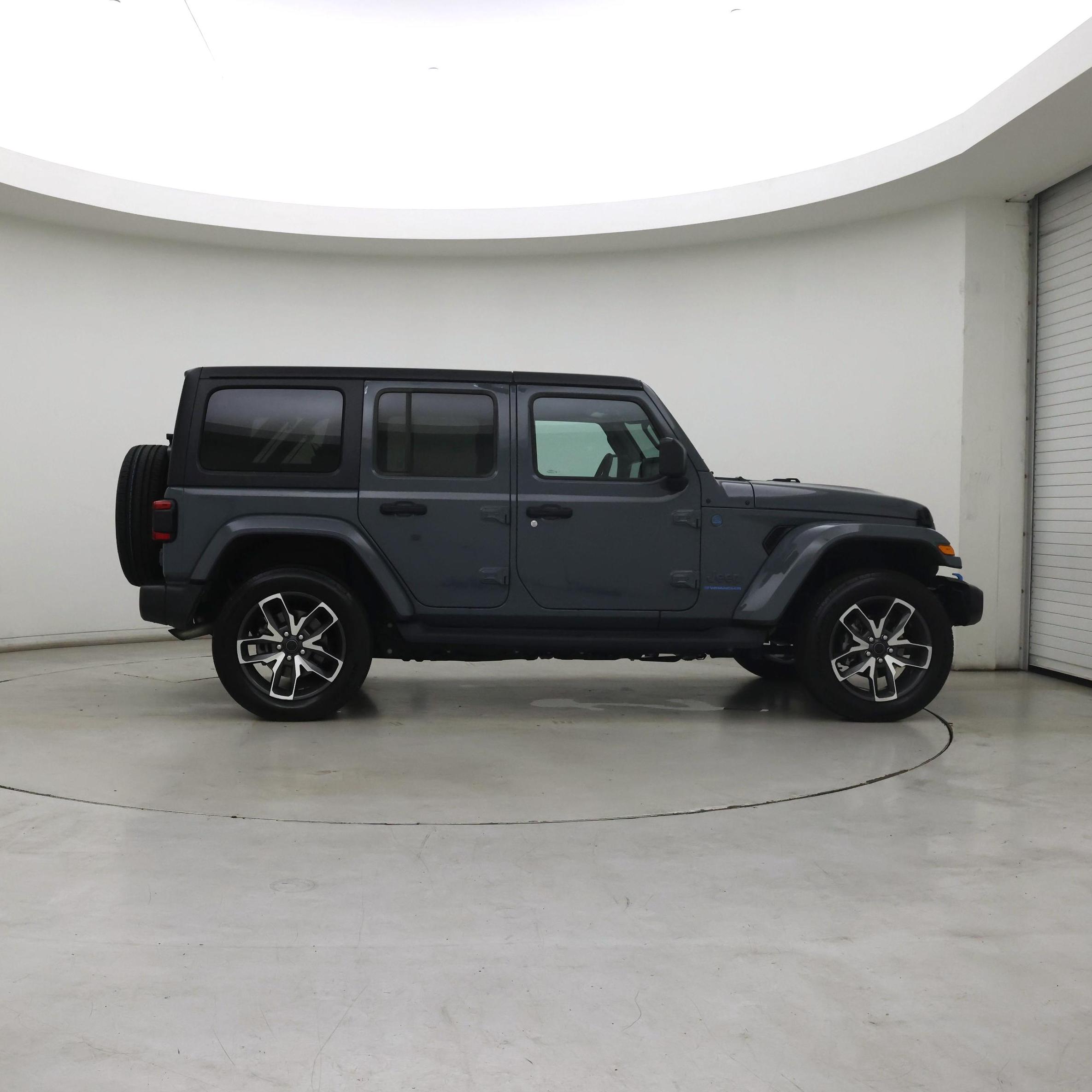 Thumbnail: 2024 Jeep Wrangler - 7