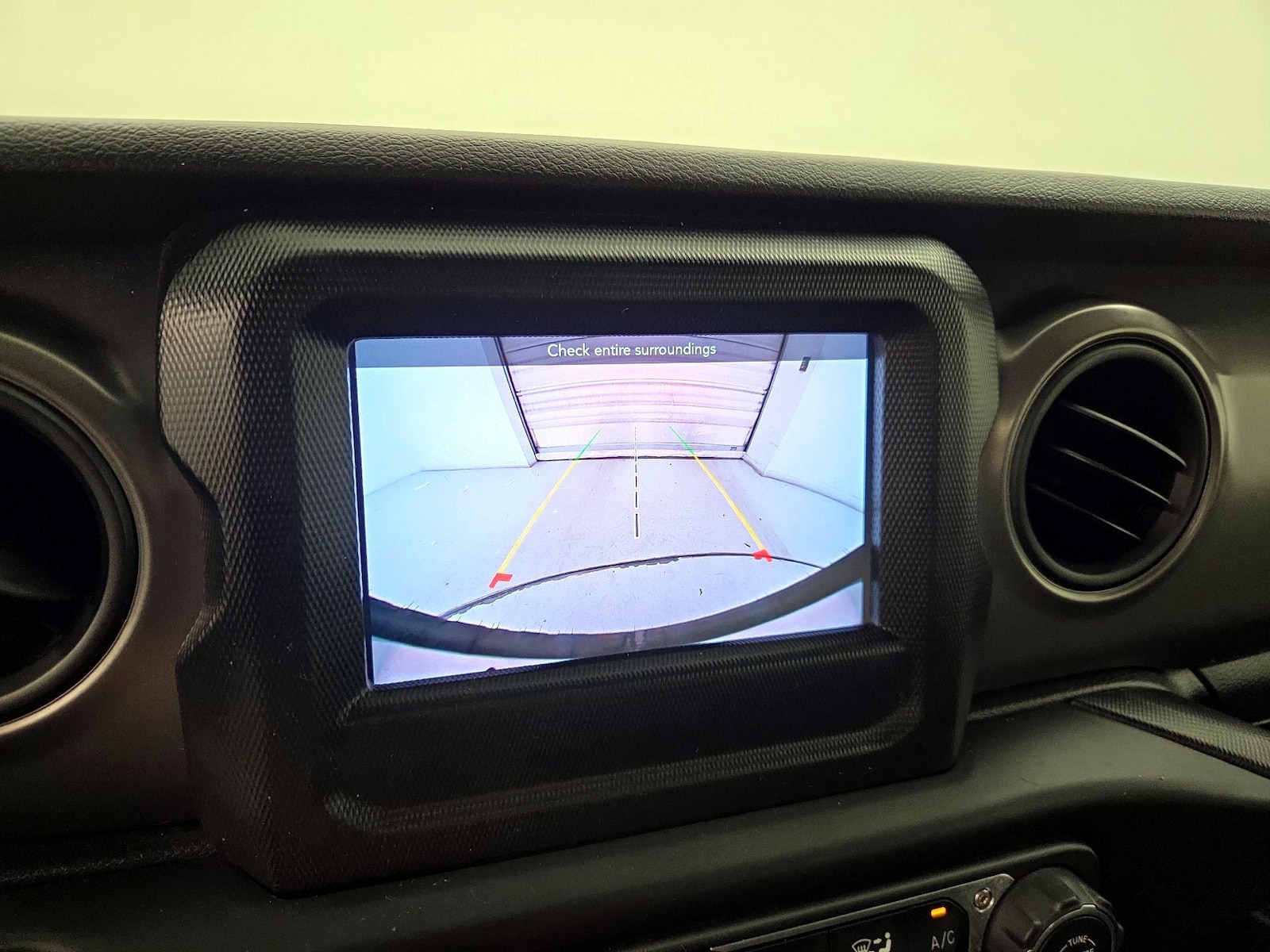 2022 Jeep Wrangler Unlimited Sport - Photo 15