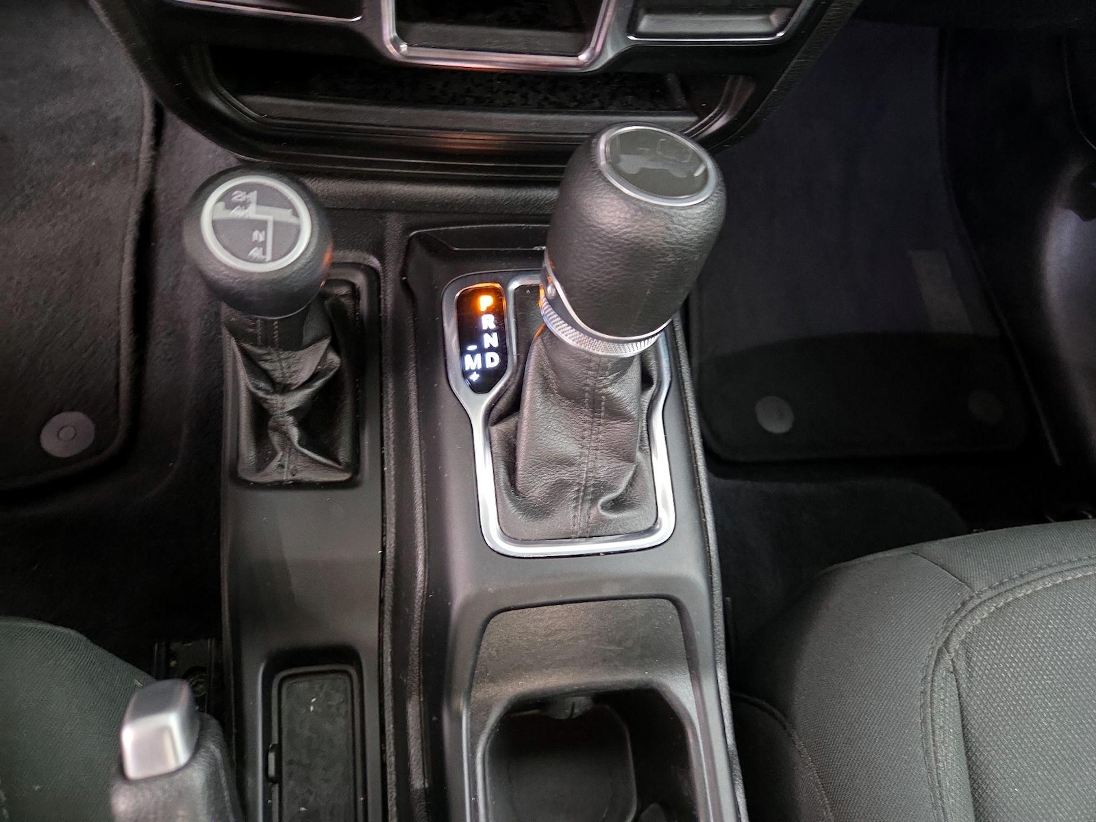2022 Jeep Wrangler Unlimited Sport - Photo 18