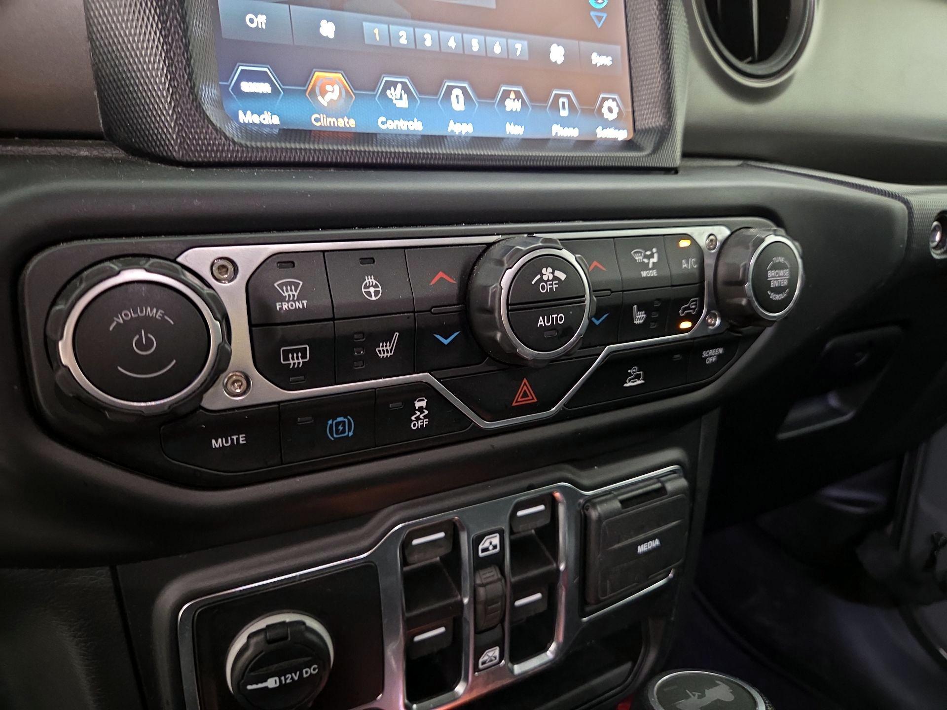 Thumbnail: 2023 Jeep Wrangler - 14