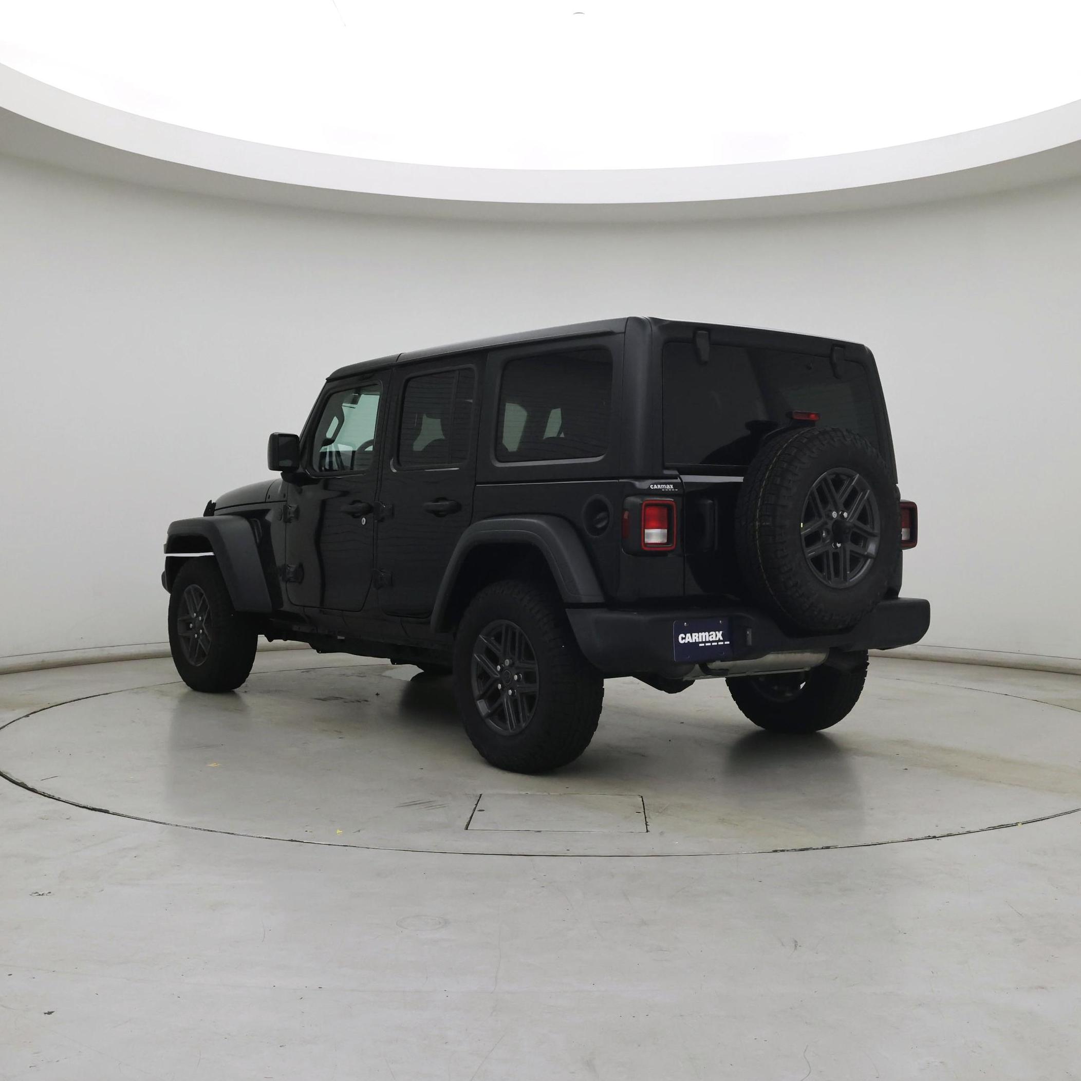 Thumbnail: 2024 Jeep Wrangler - 2
