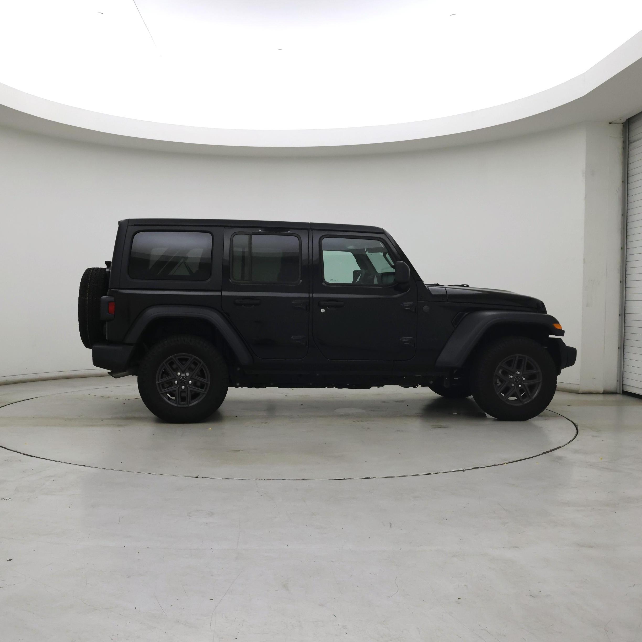 Thumbnail: 2024 Jeep Wrangler - 7