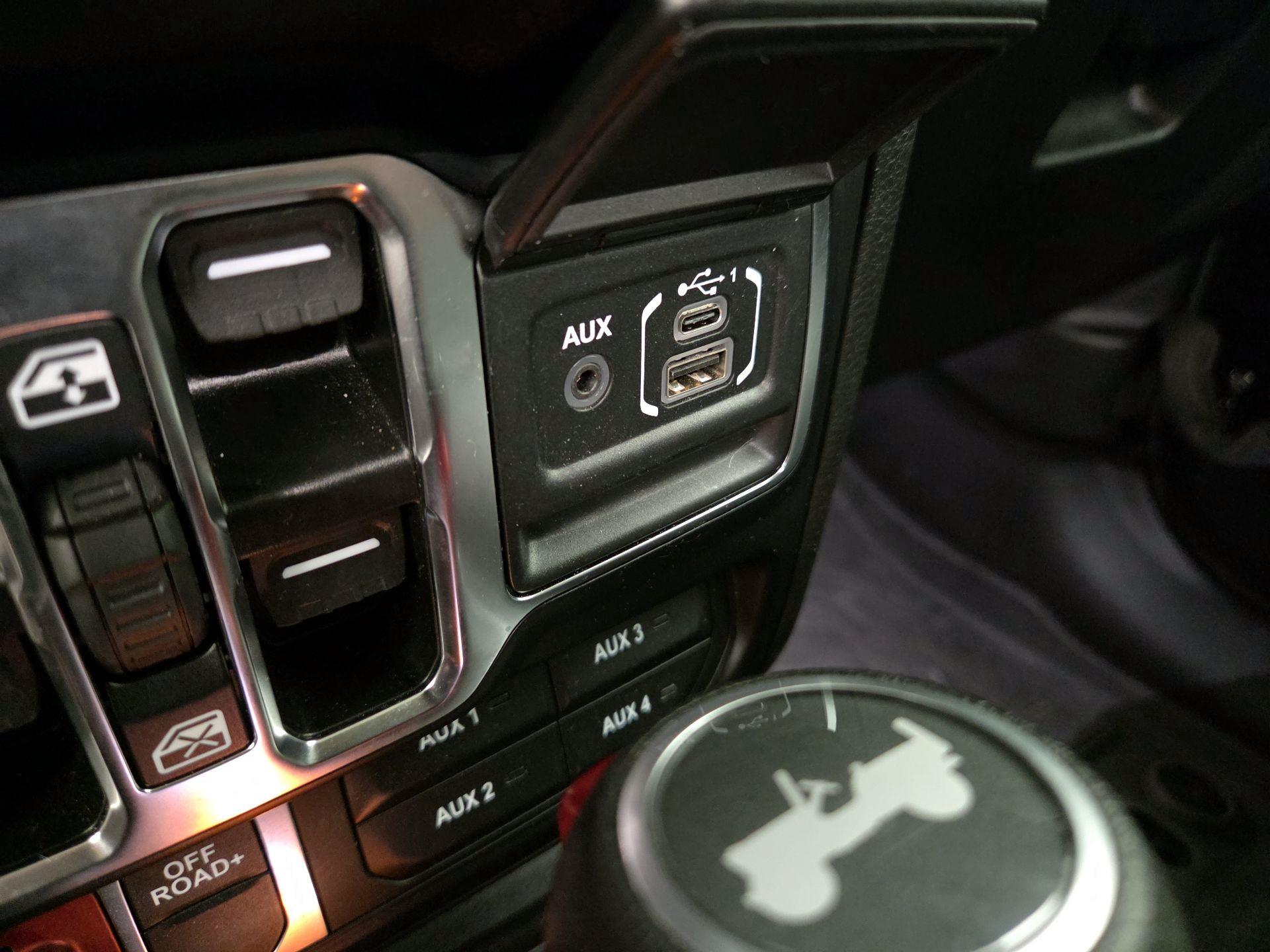 Thumbnail: 2024 Jeep Wrangler - 18
