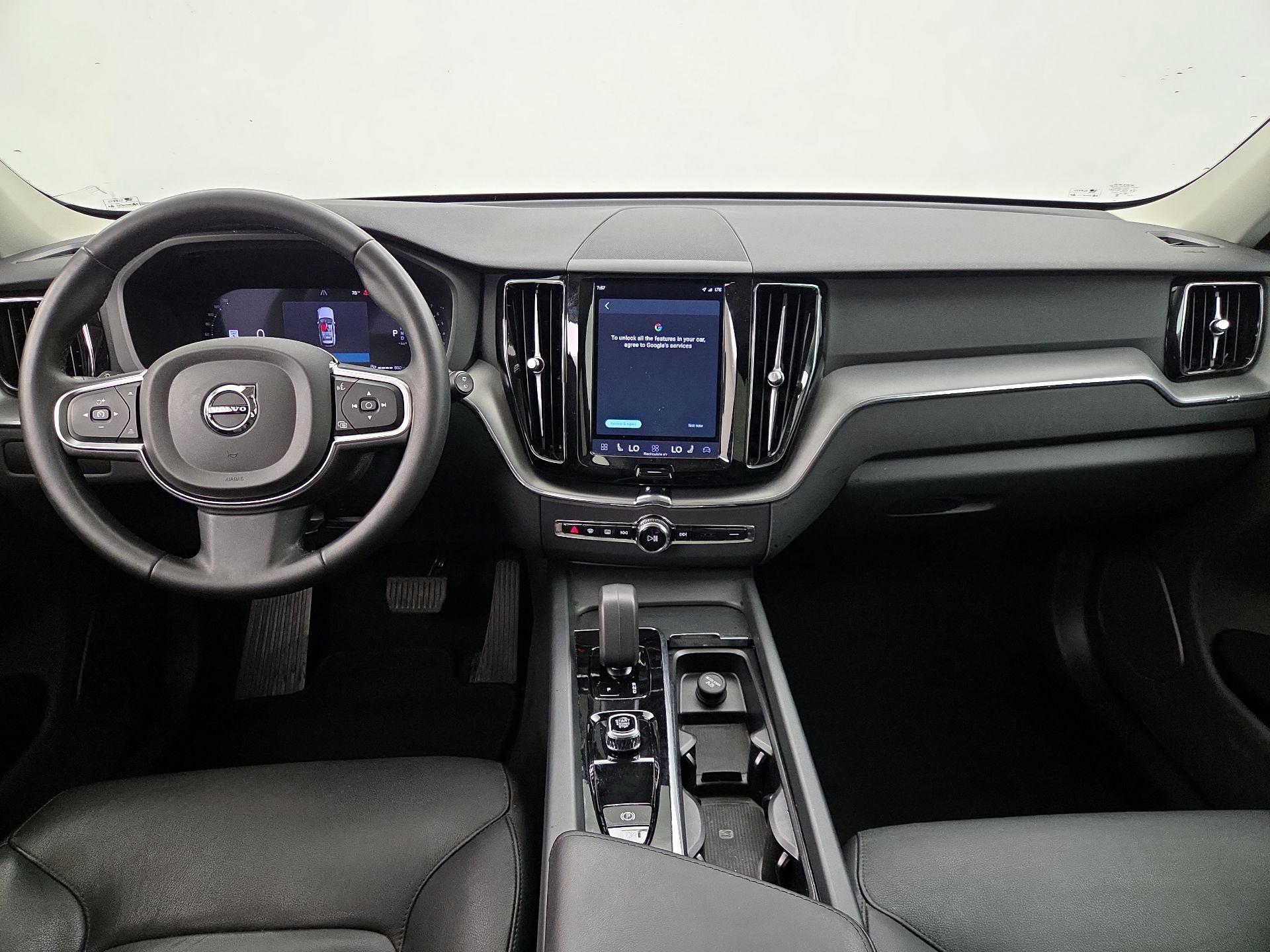 Thumbnail: 2024 Volvo XC60 - 9