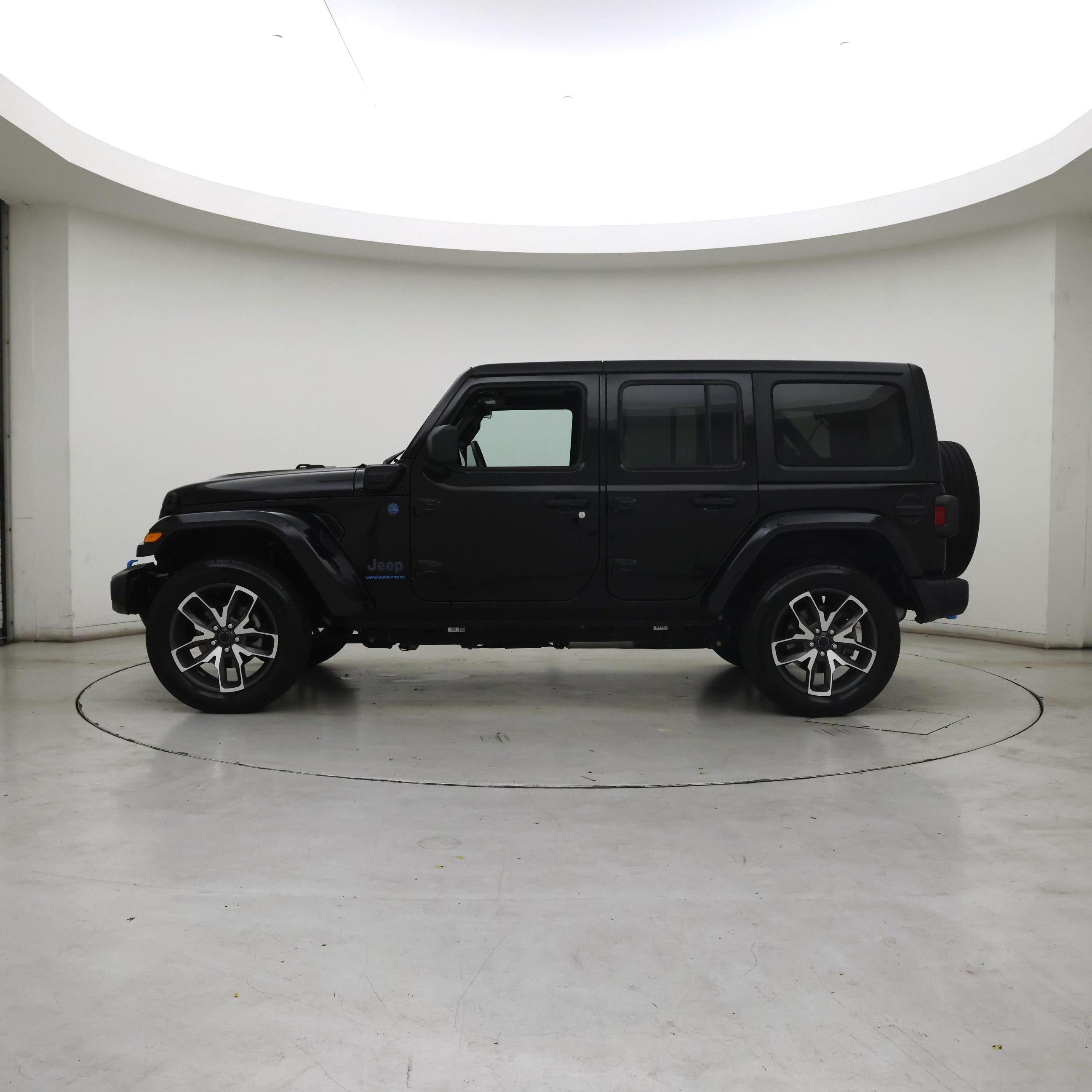 Thumbnail: 2024 Jeep Wrangler - 3