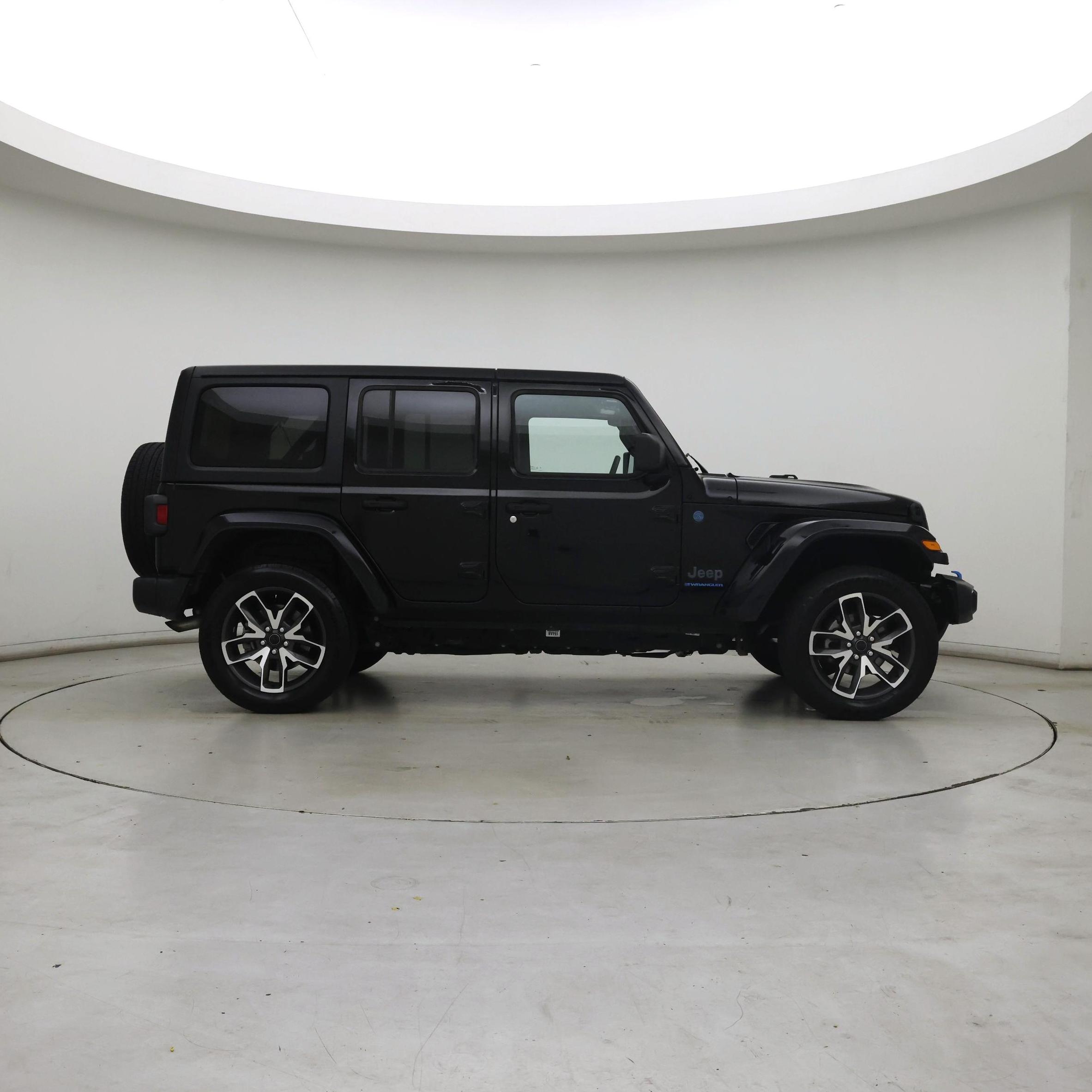 Thumbnail: 2024 Jeep Wrangler - 7