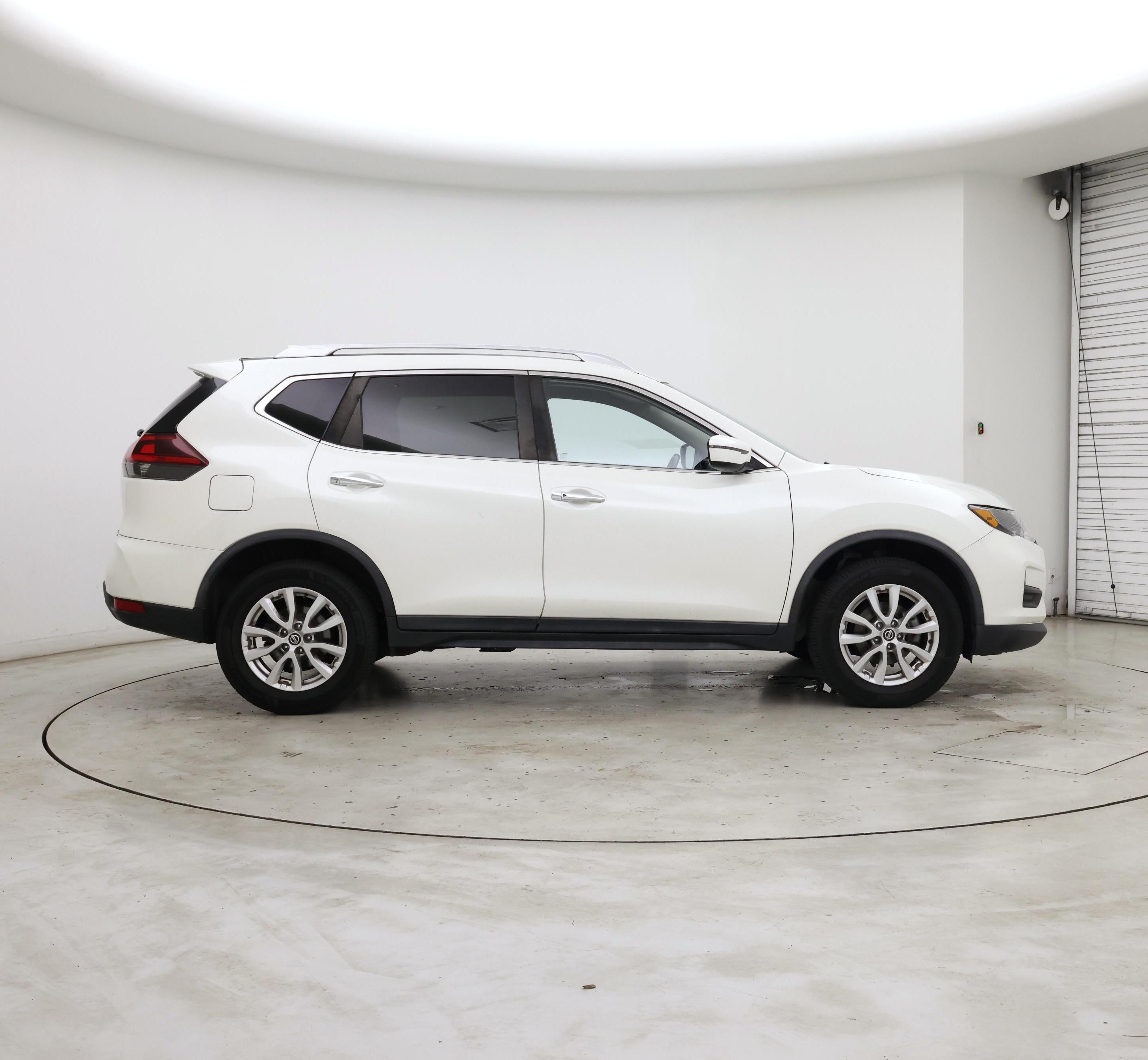 Thumbnail: 2020 Nissan Rogue - 7