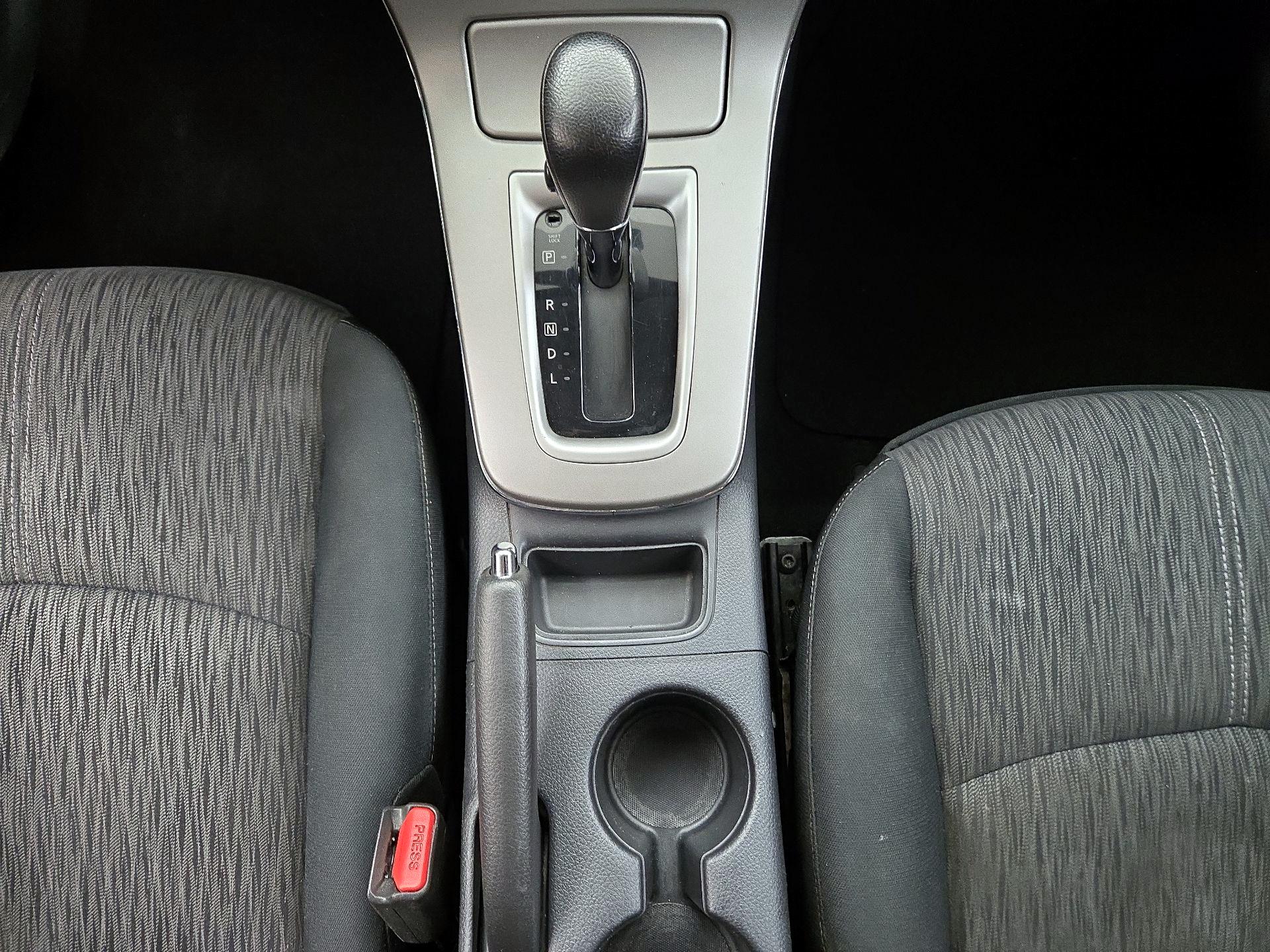 Thumbnail: 2015 Nissan Sentra - 16