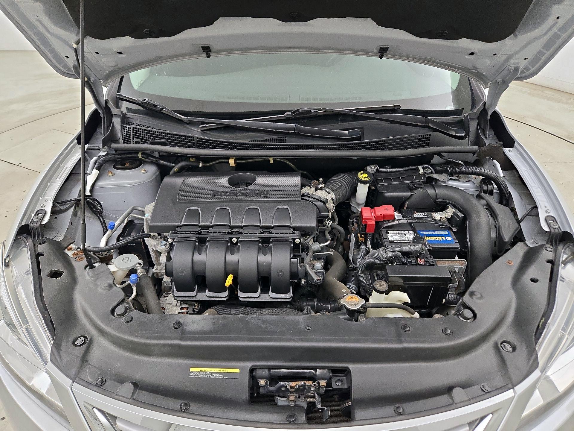 Thumbnail: 2015 Nissan Sentra - 18