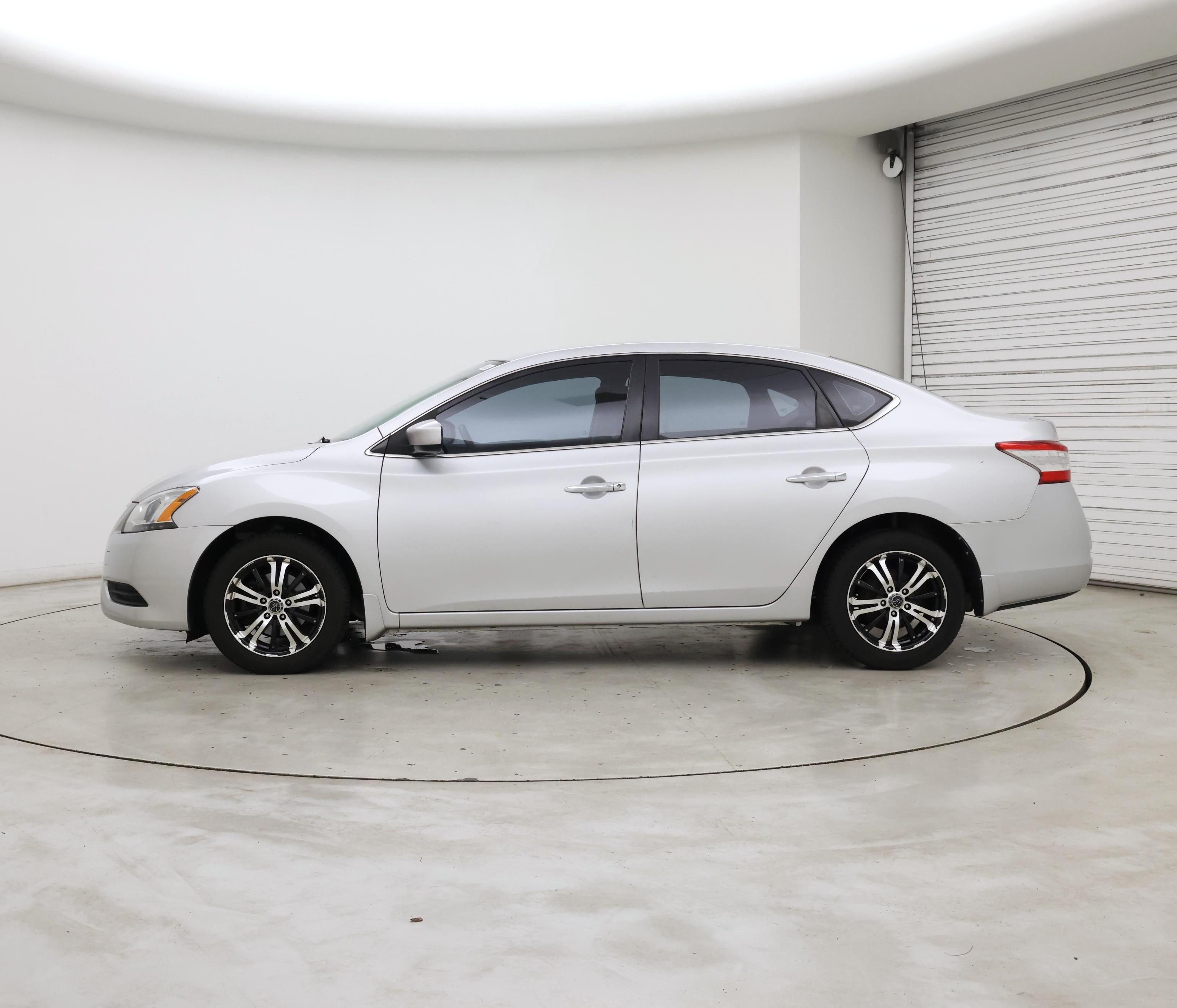 Thumbnail: 2015 Nissan Sentra - 3