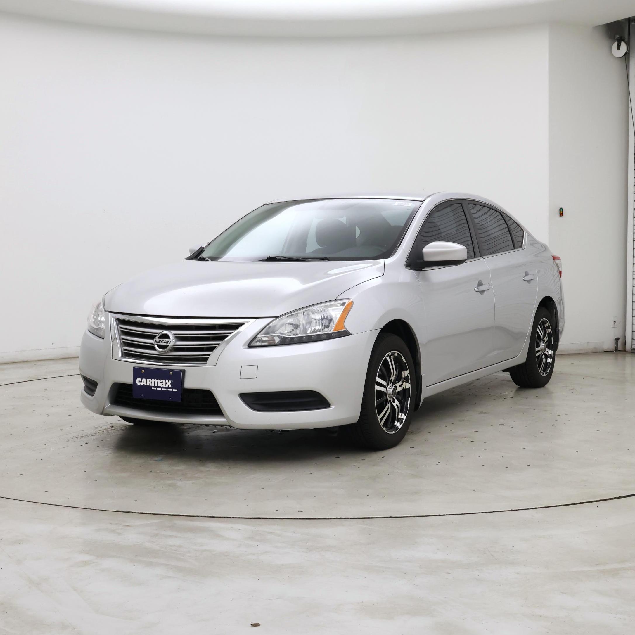 Thumbnail: 2015 Nissan Sentra - 4