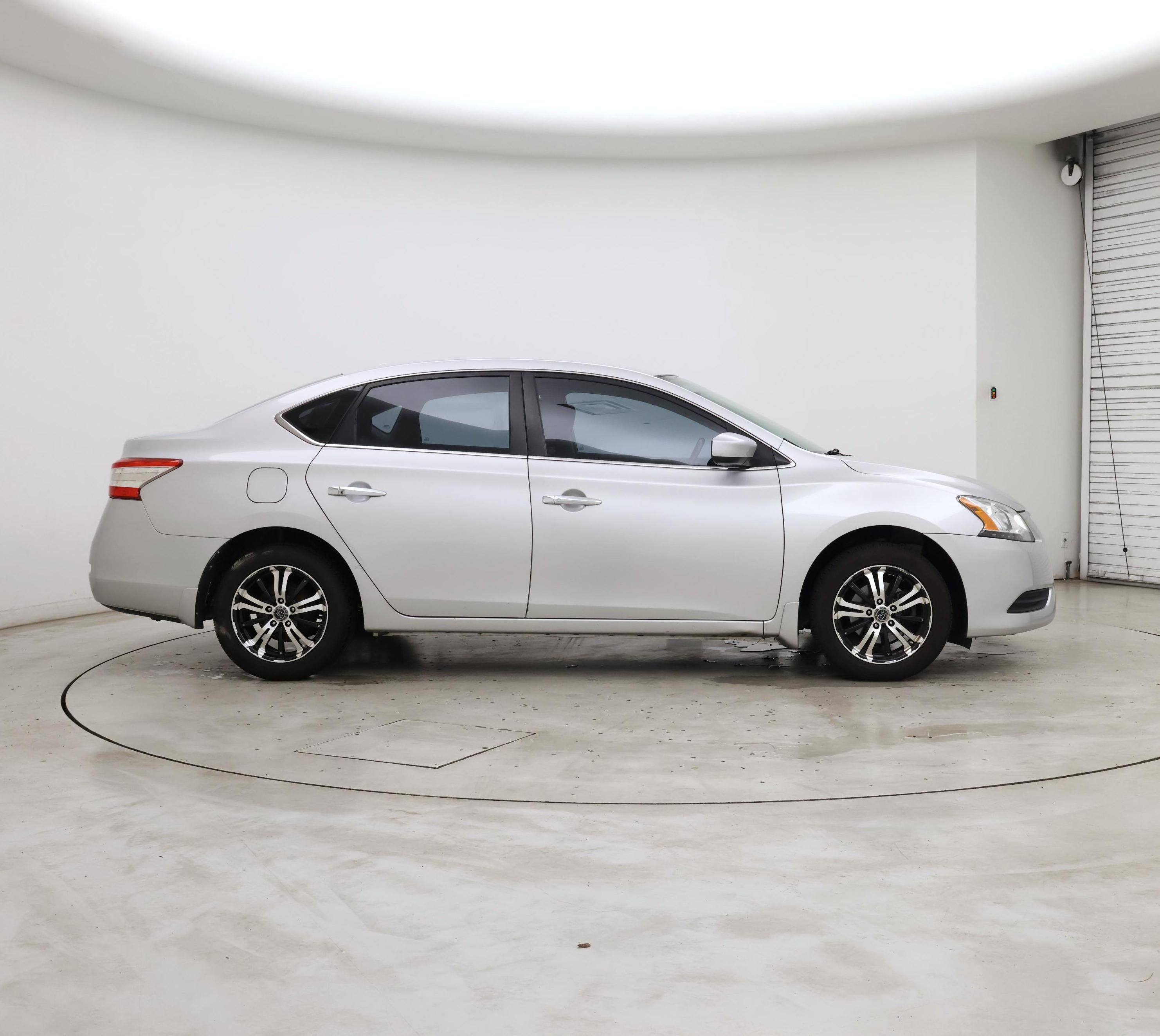 Thumbnail: 2015 Nissan Sentra - 7