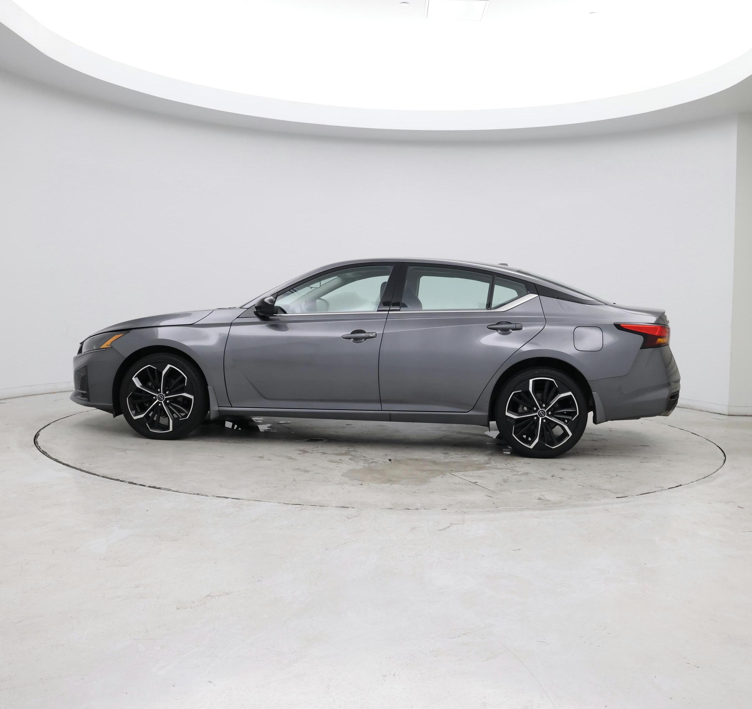 Thumbnail: 2023 Nissan Altima - 2