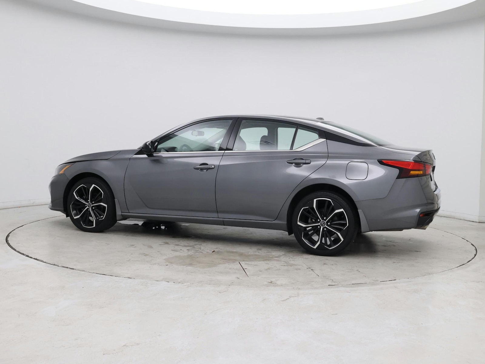 2023 Nissan Altima SR - Photo 7
