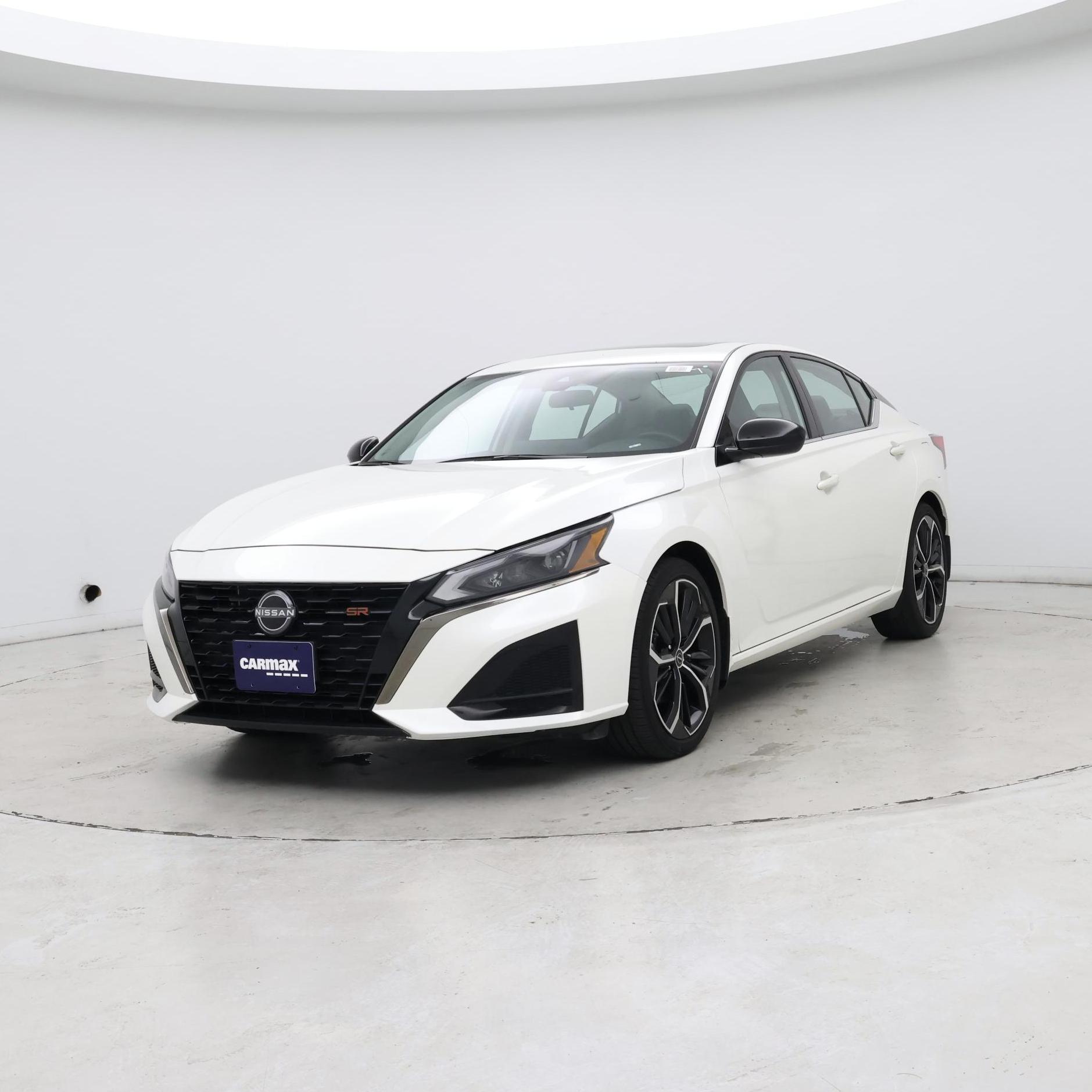 Thumbnail: 2023 Nissan Altima - 4
