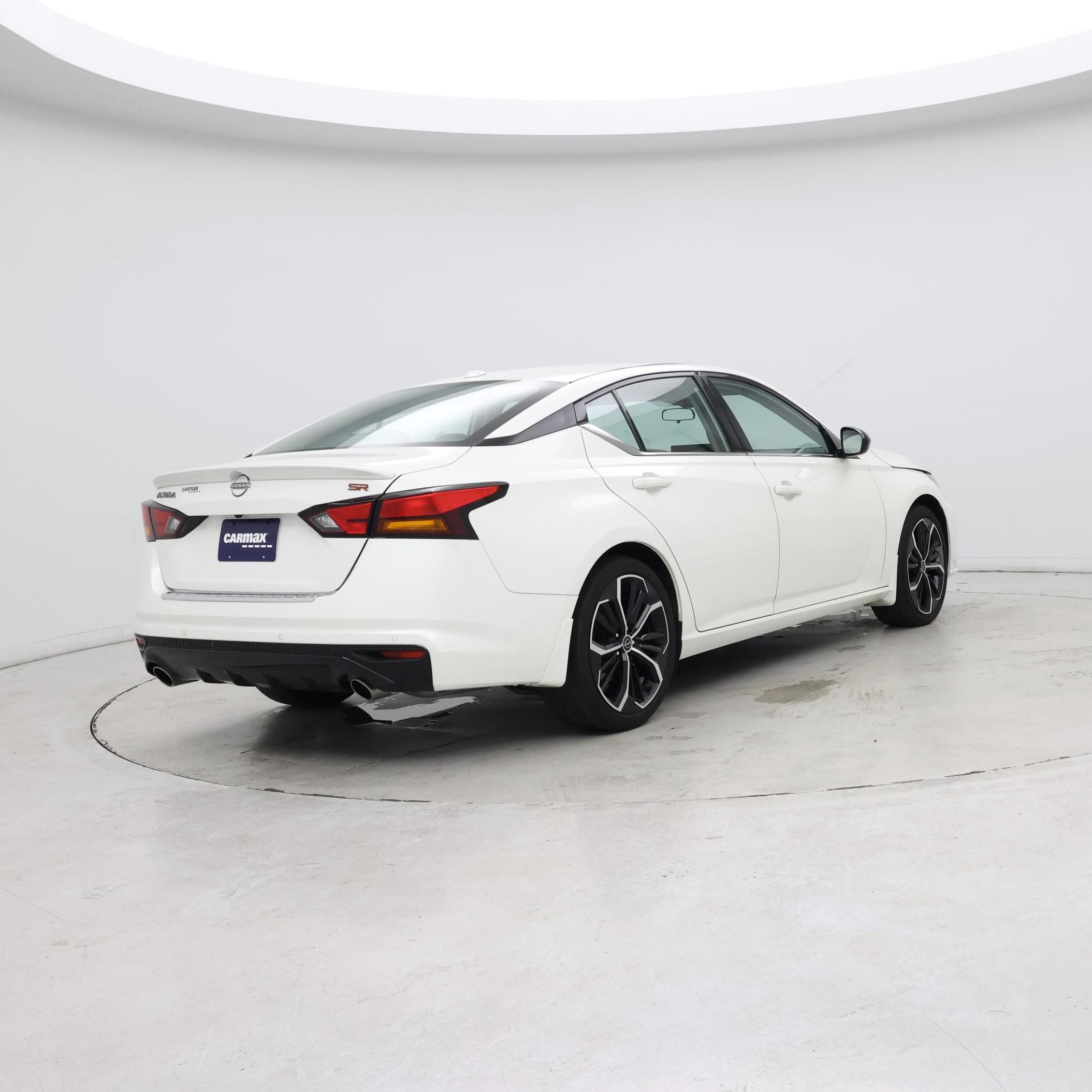 Thumbnail: 2023 Nissan Altima - 8