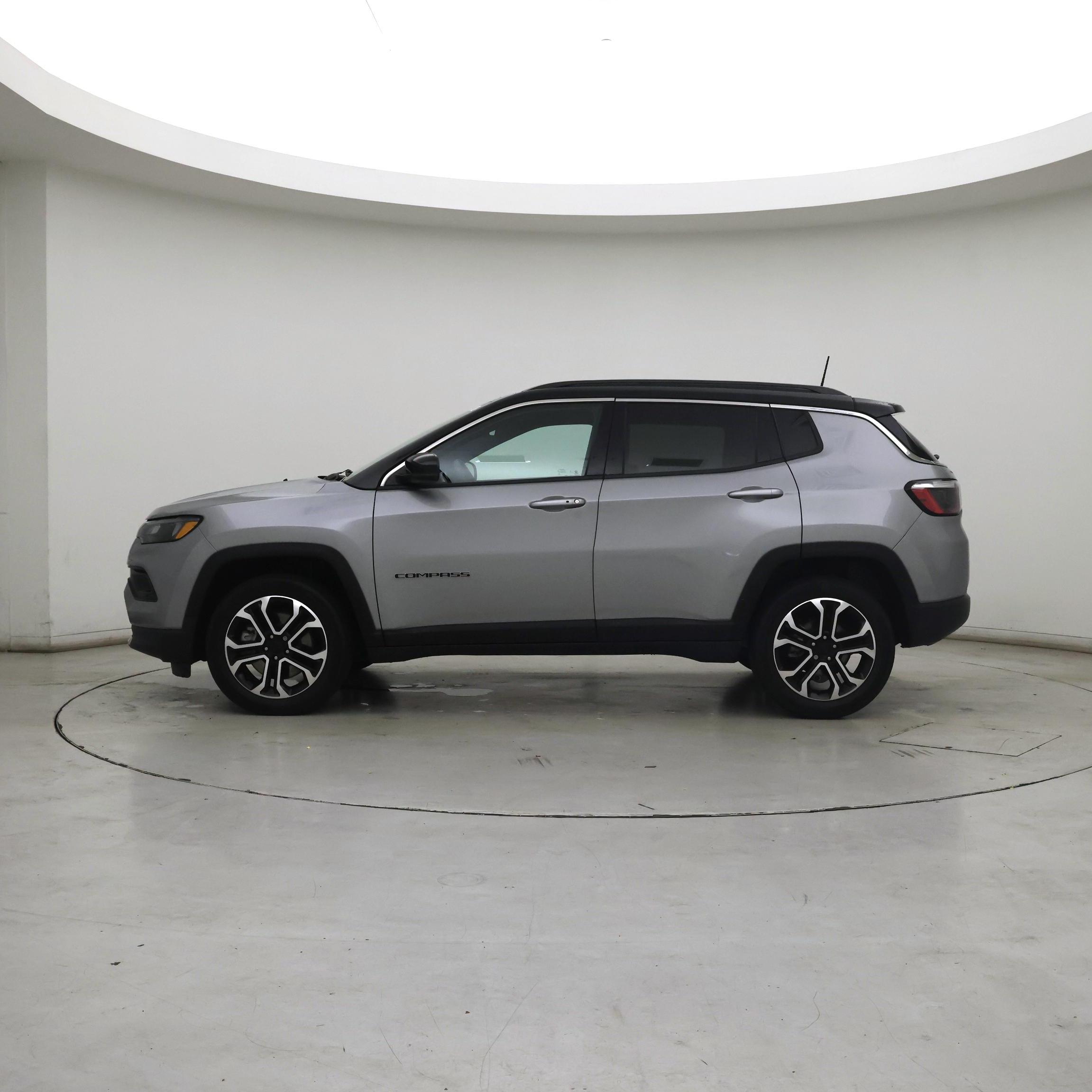 Thumbnail: 2023 Jeep Compass - 3