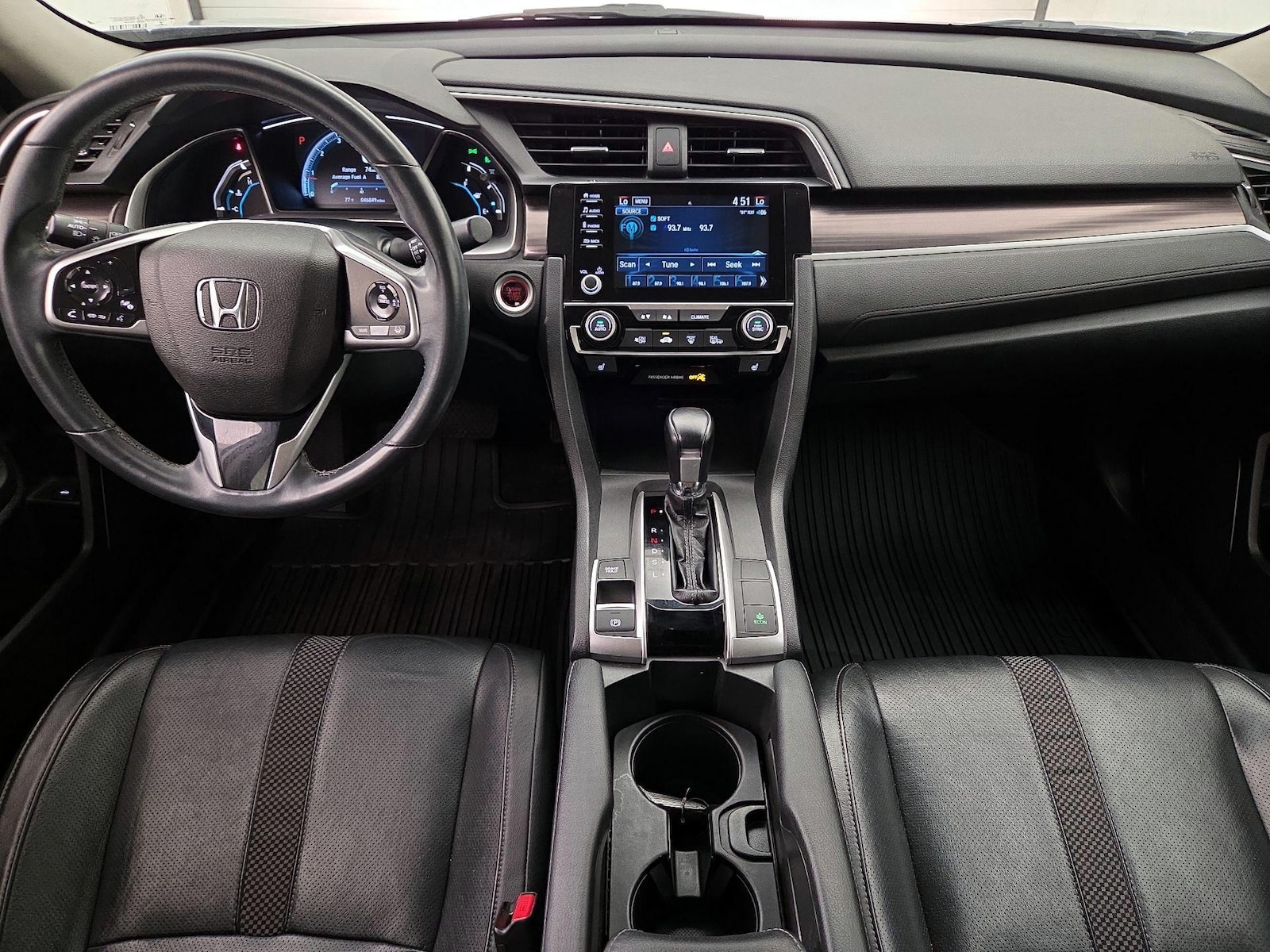 Apple CarPlay® & Android Auto™