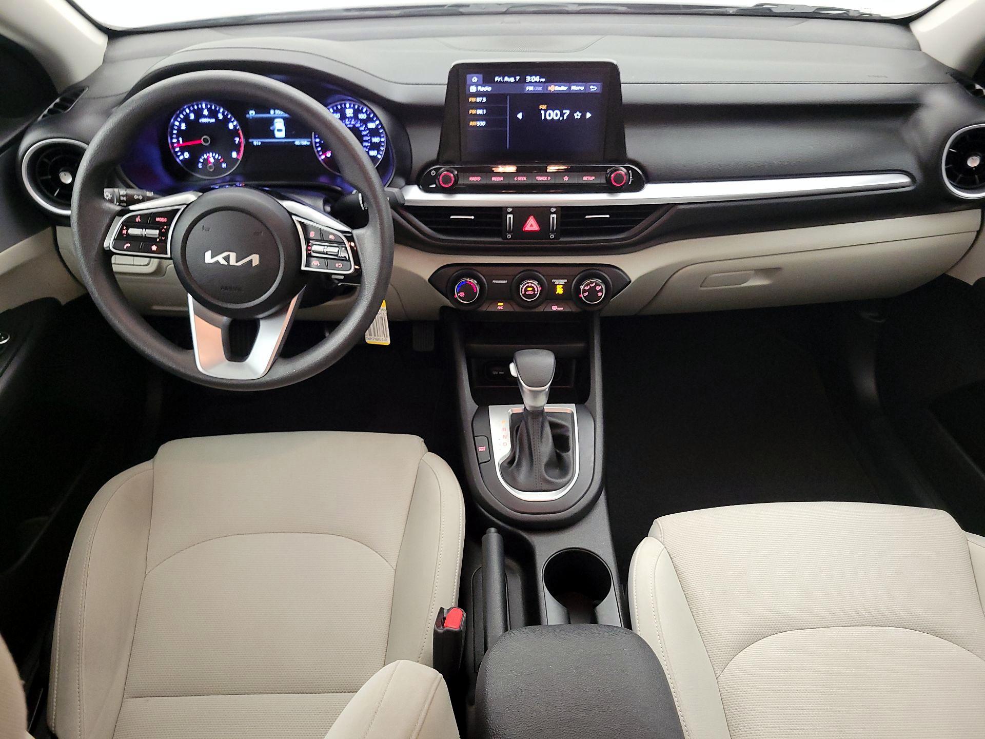 Thumbnail: 2023 Kia Forte - 8