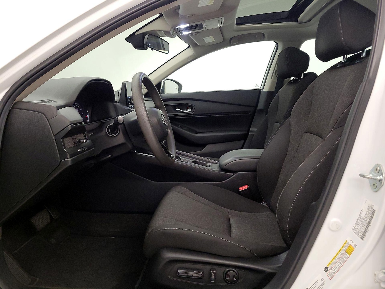 2024 Honda Accord EX - Photo 12