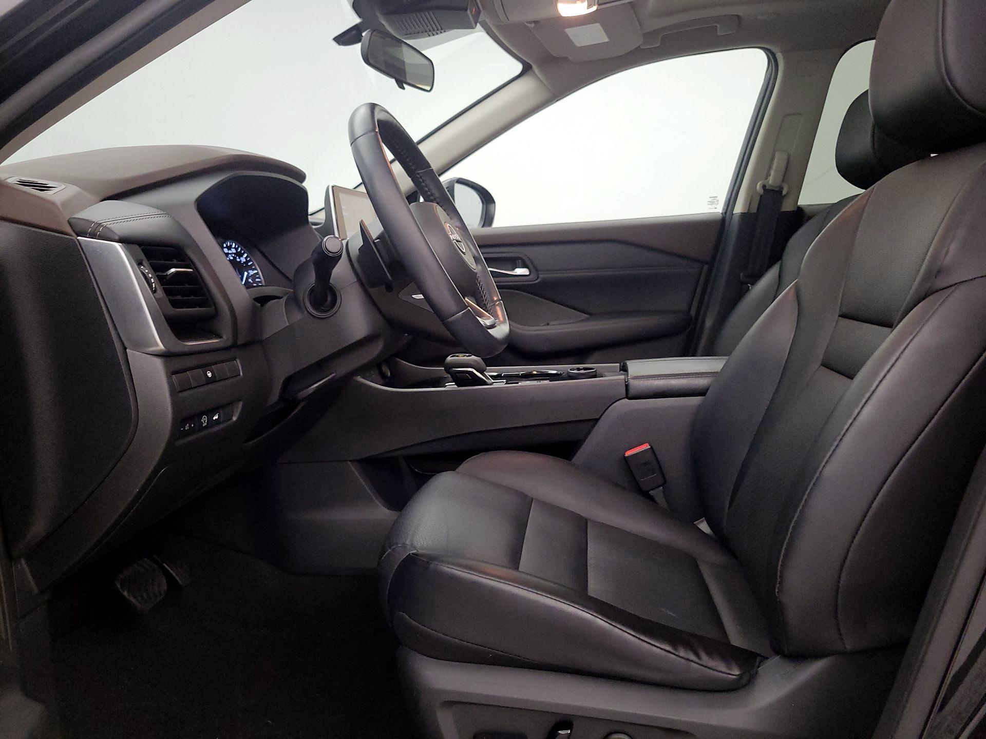 Thumbnail: 2023 Nissan Rogue - 9