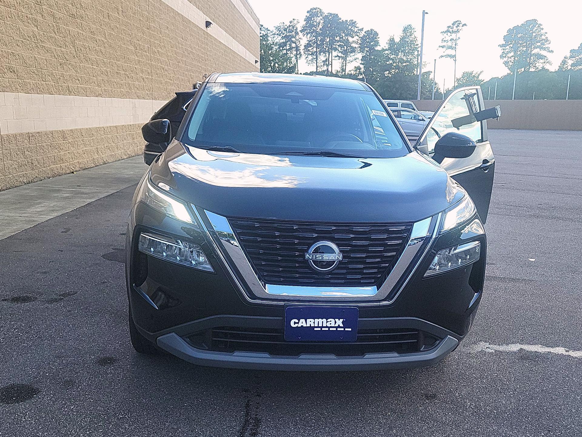 Thumbnail: 2023 Nissan Rogue - 2