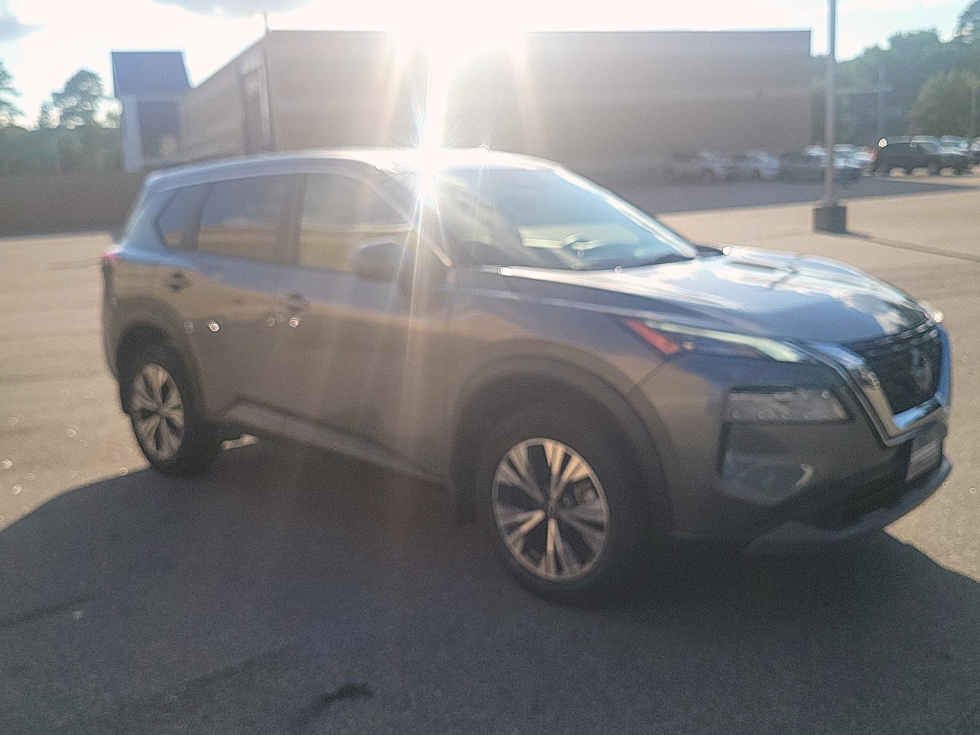 Thumbnail: 2023 Nissan Rogue - 1