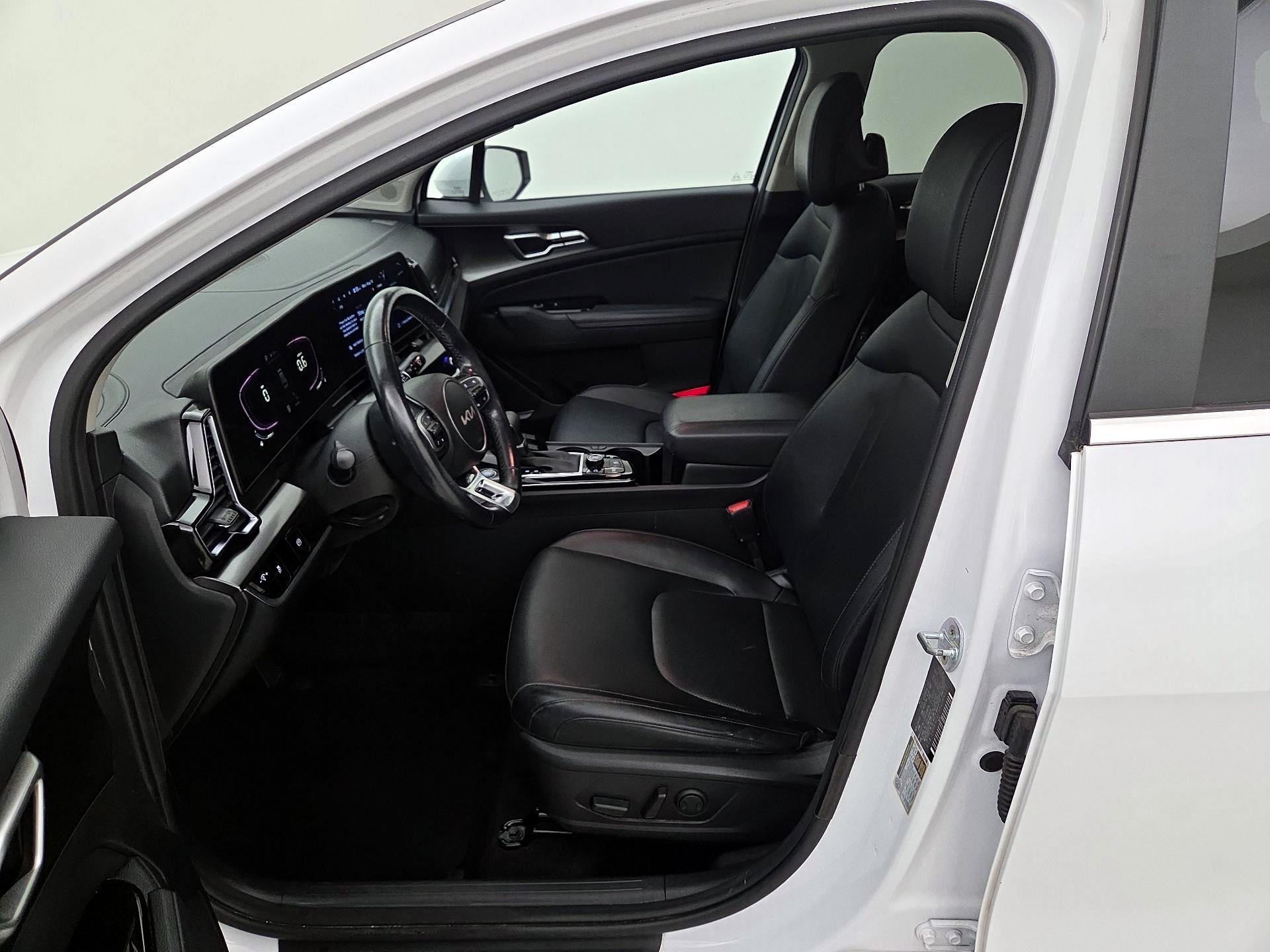 Thumbnail: 2023 Kia Sportage - 11